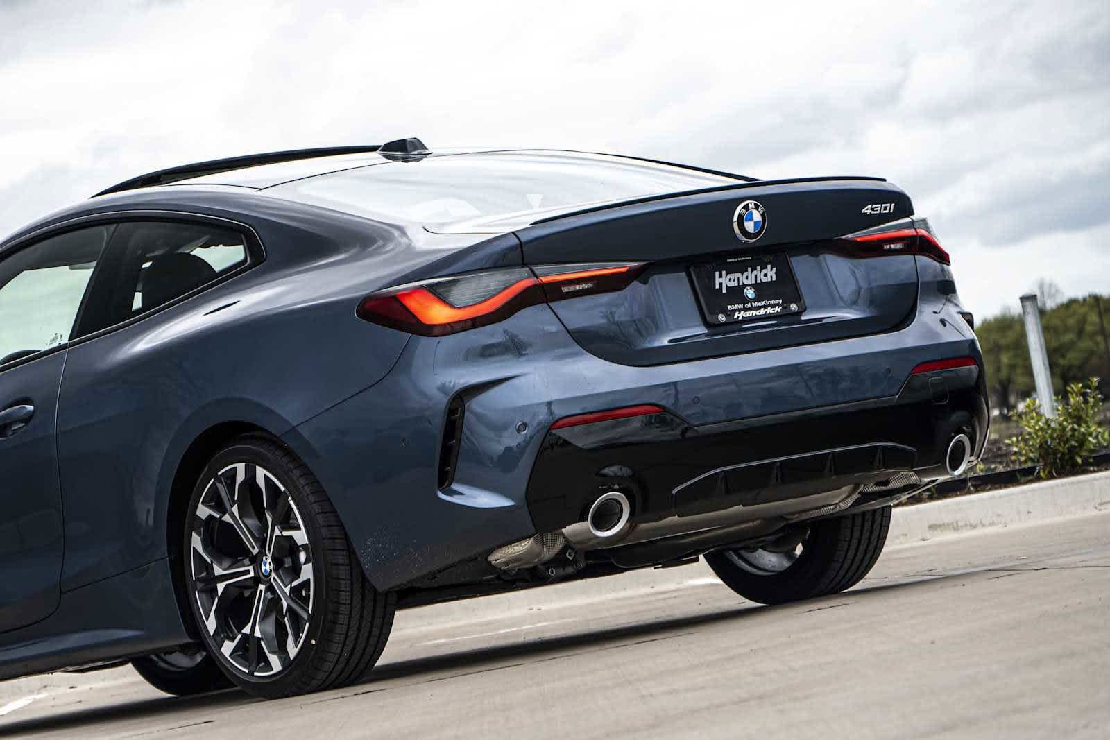 2025 BMW 4 Series 430i photo 4