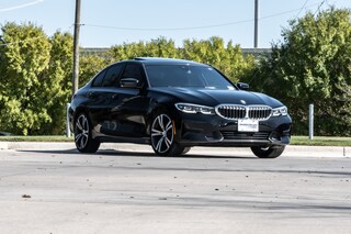 2022 BMW 3 Series 330i Sedan