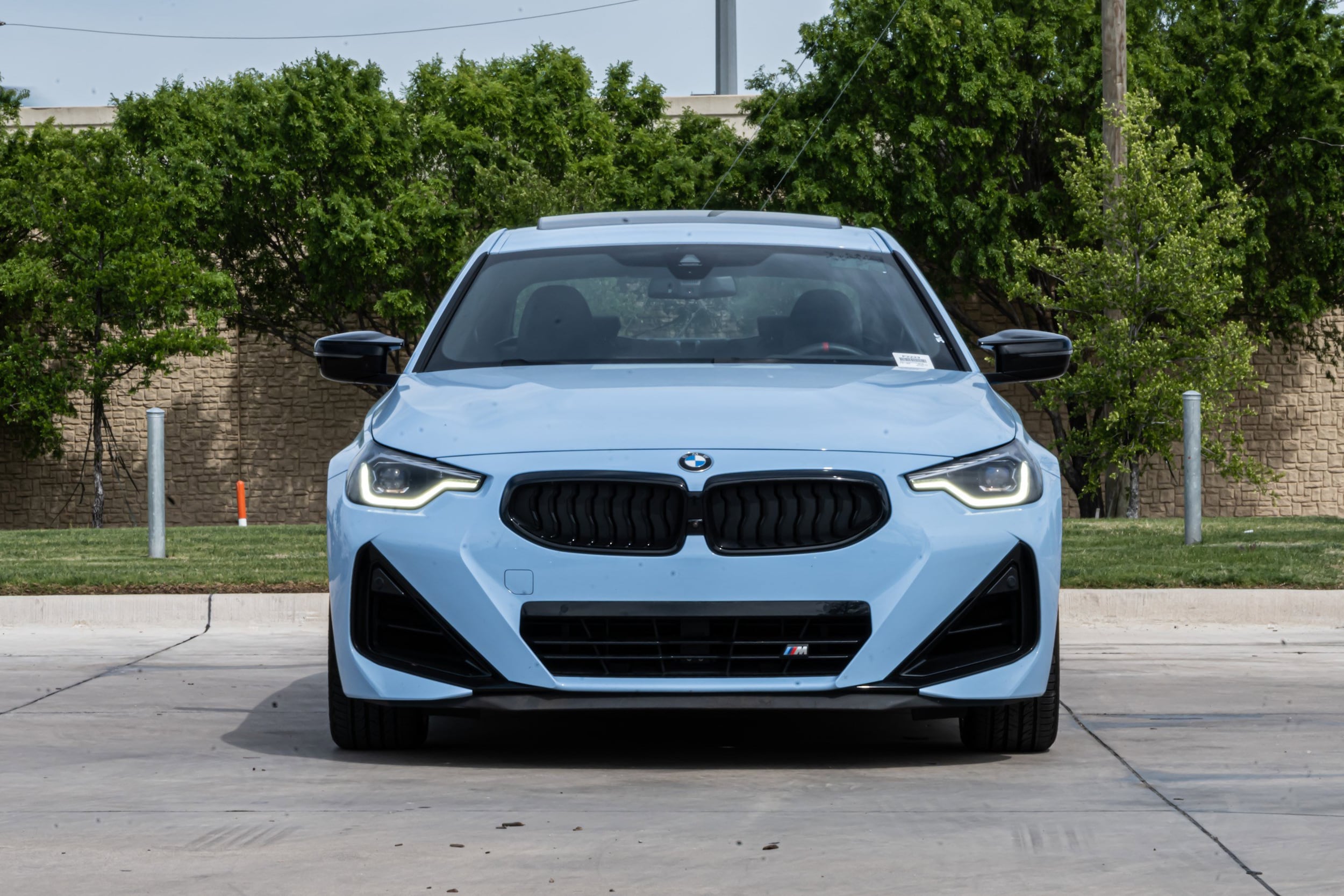 2025 BMW 2 Series M240i photo 2