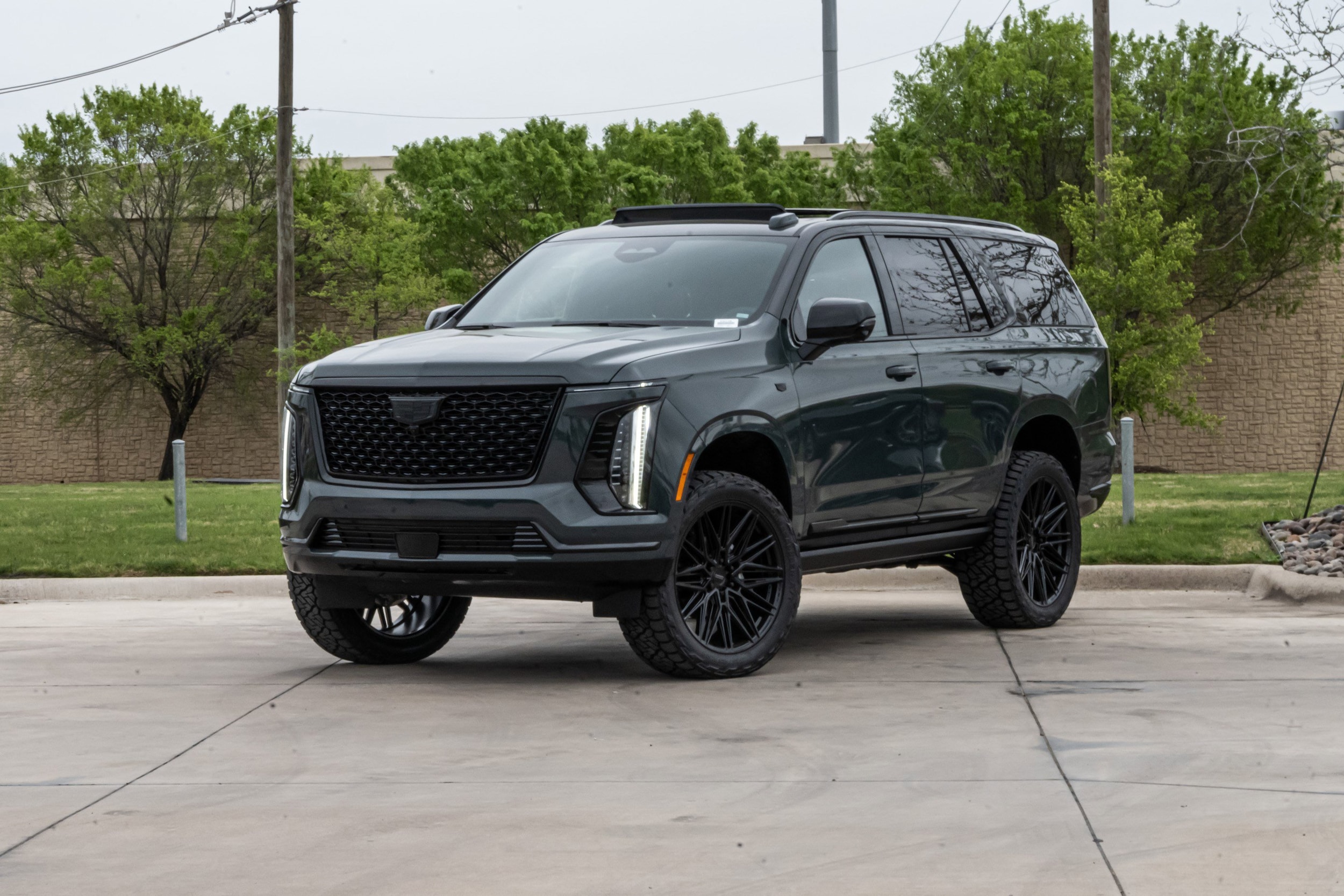 2026 CADILLAC Escalade 4WD Luxury photo 4