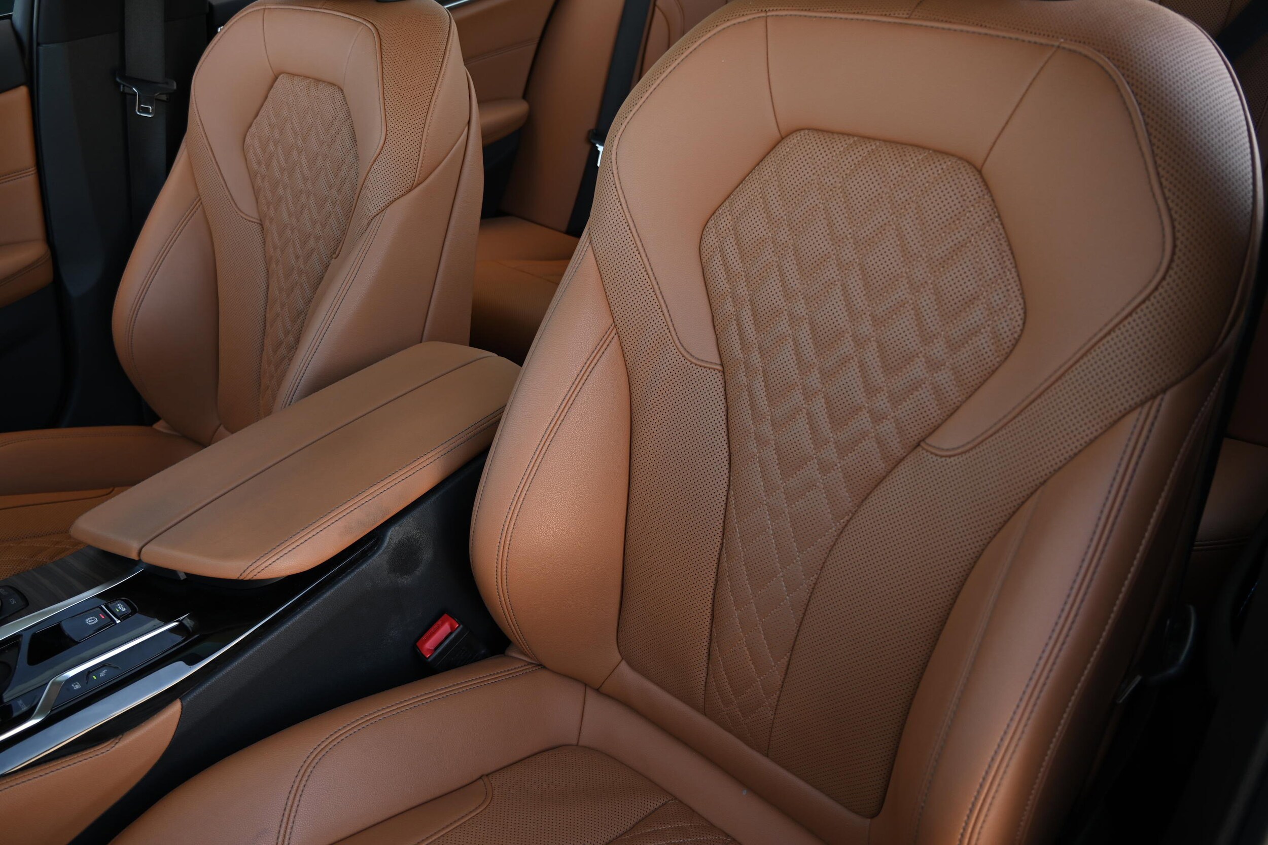 2023 Bmw 530e 5-Series photo 3
