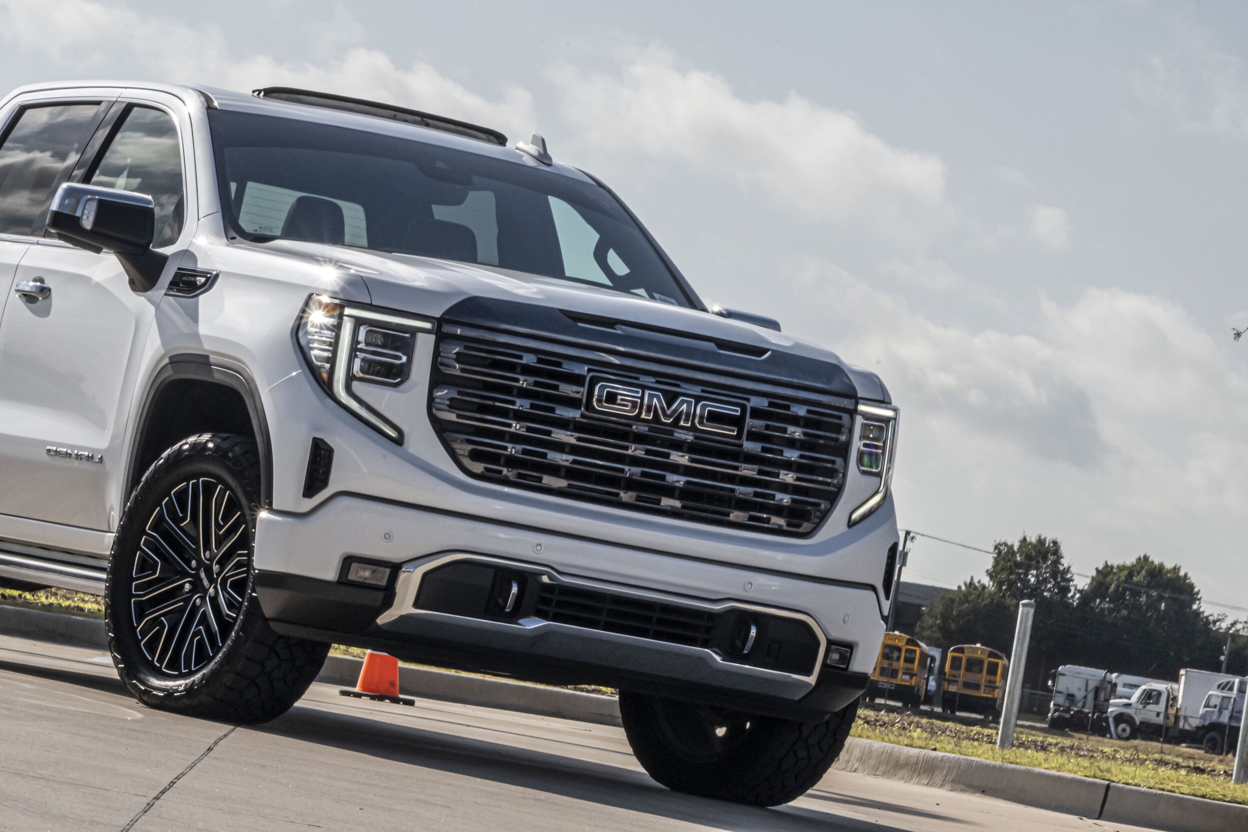 2022 Gmc Sierra 1500 Denali Ultimate photo 3