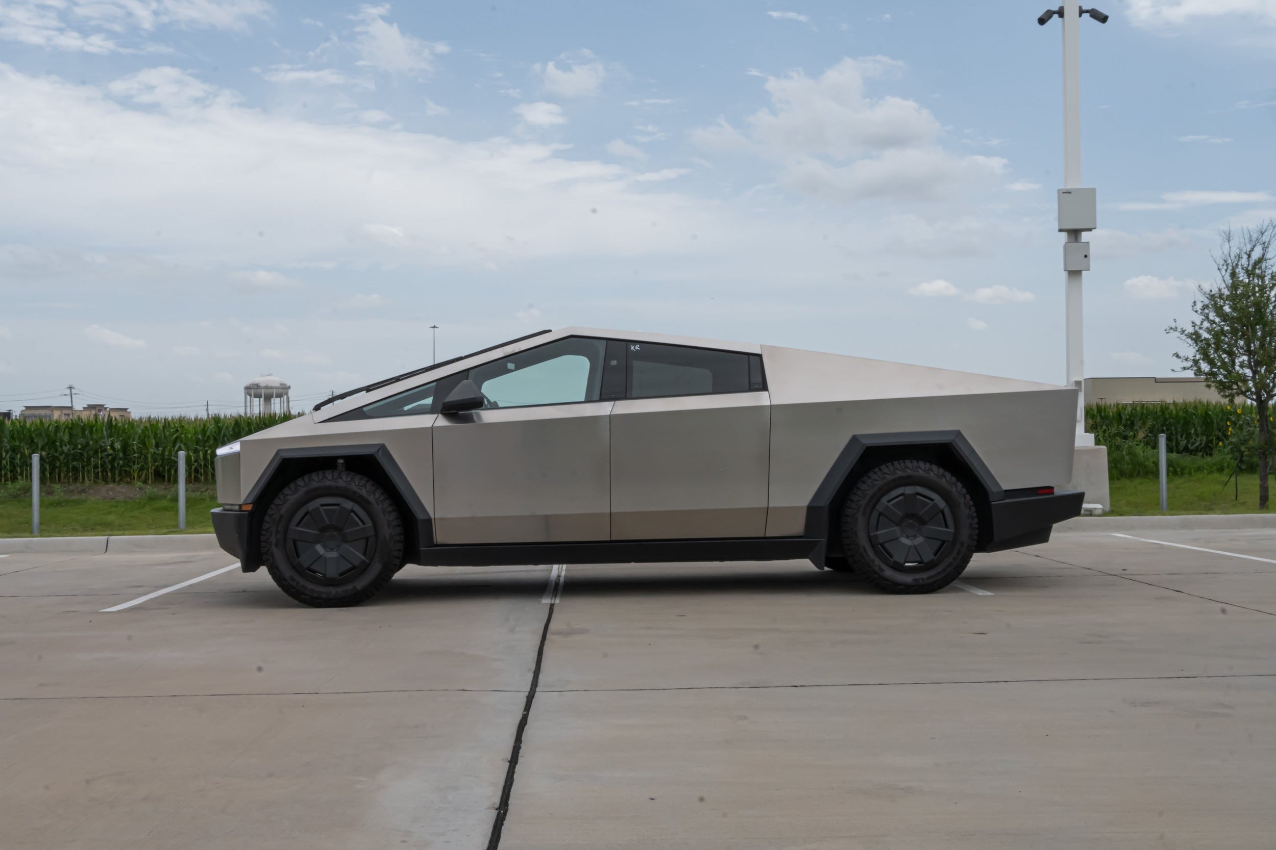 Tesla Cybertruck