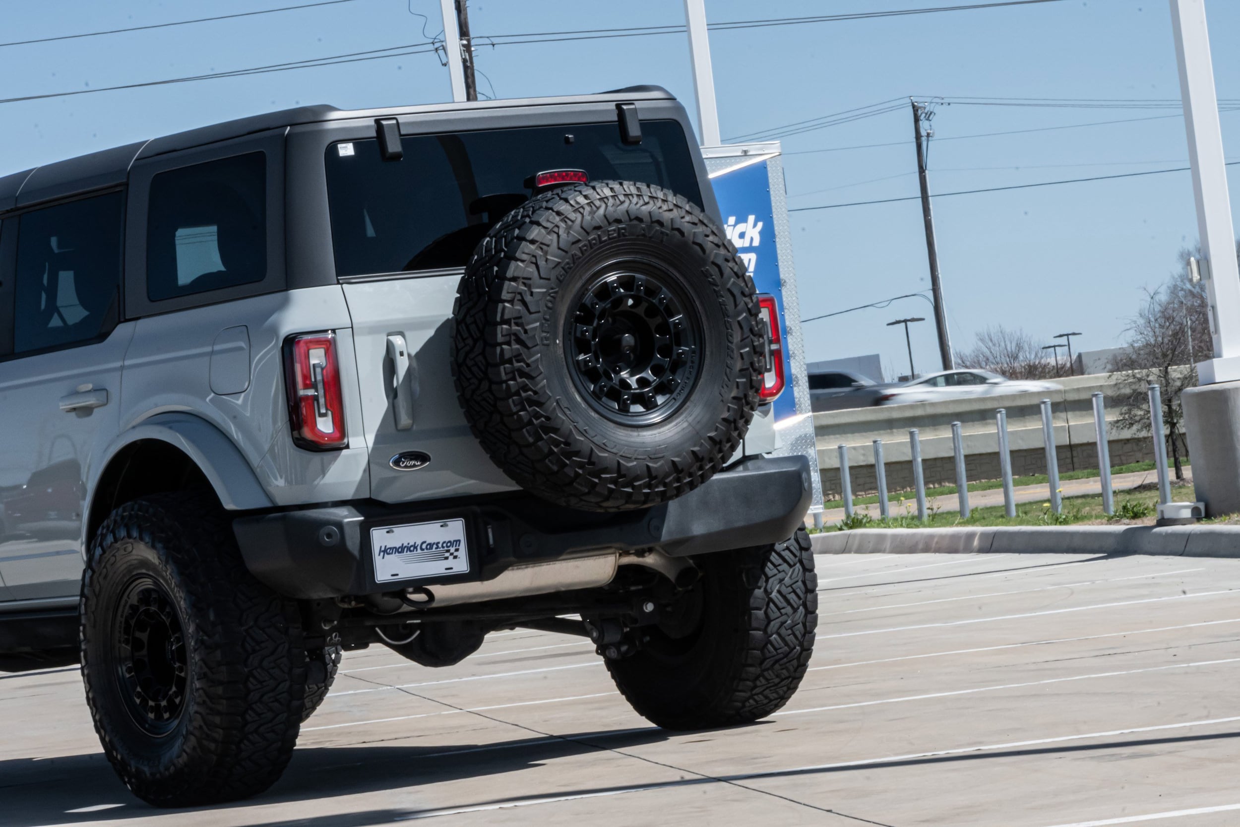 2023 Ford Bronco Outer Banks 4 Door 4x4 photo 4
