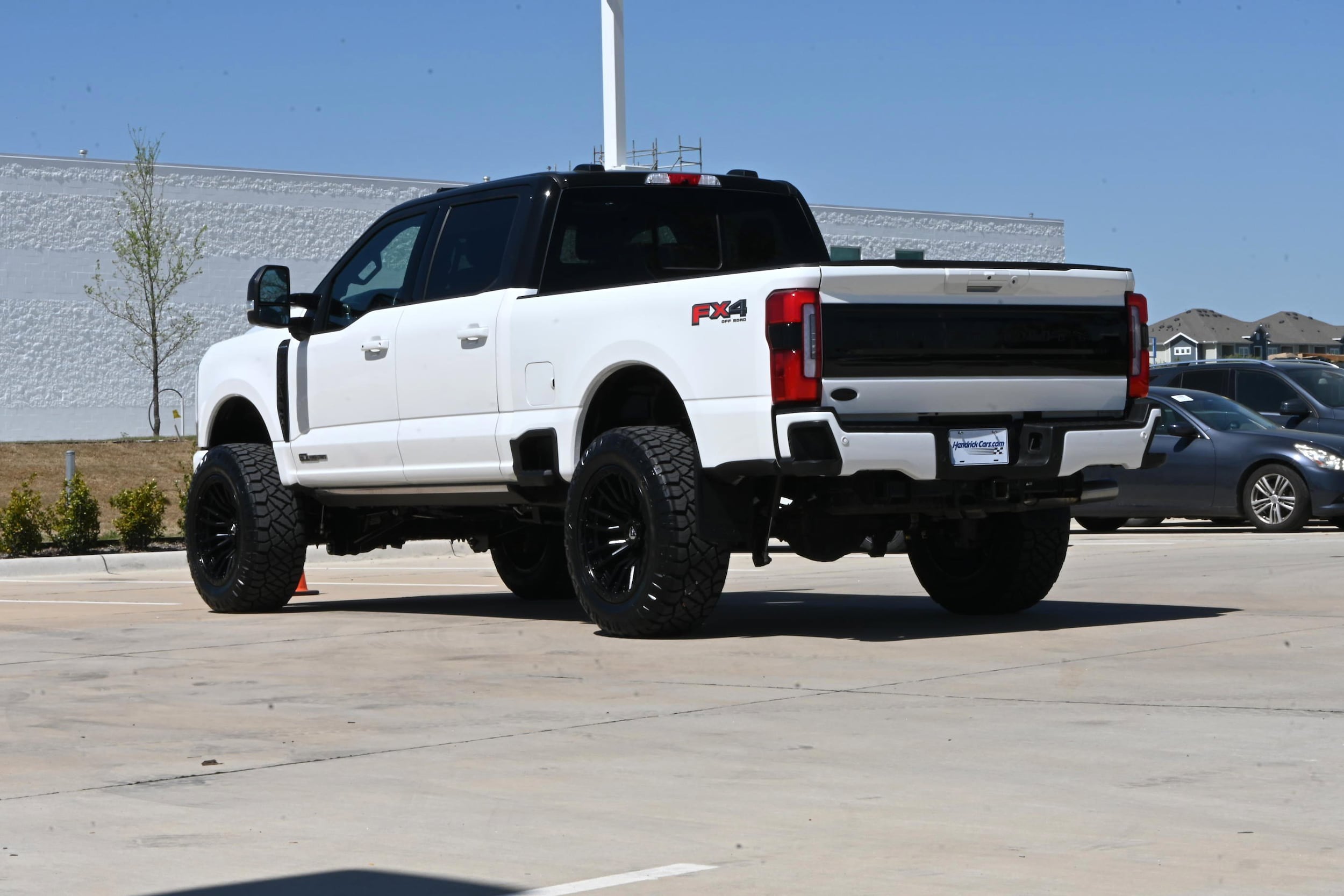 2025 Ford Super Duty F-250 SRW Platinum 4WD Crew Cab photo 5