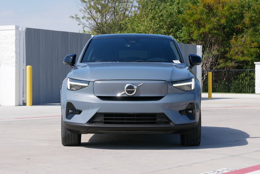 Used 2023 Volvo C40 Recharge Pure Electric Ultimate Twin eAWD SUV