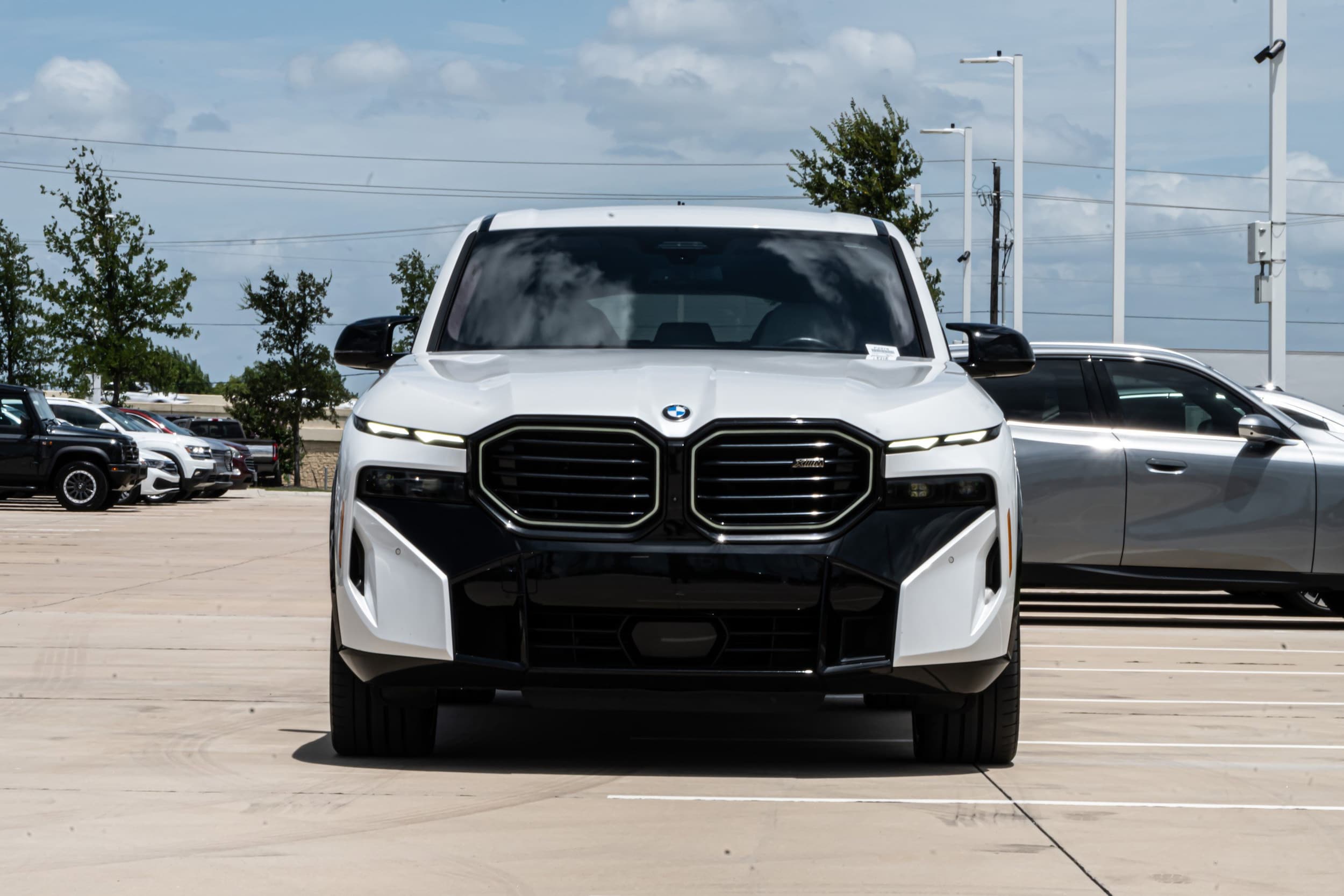 BMW XM