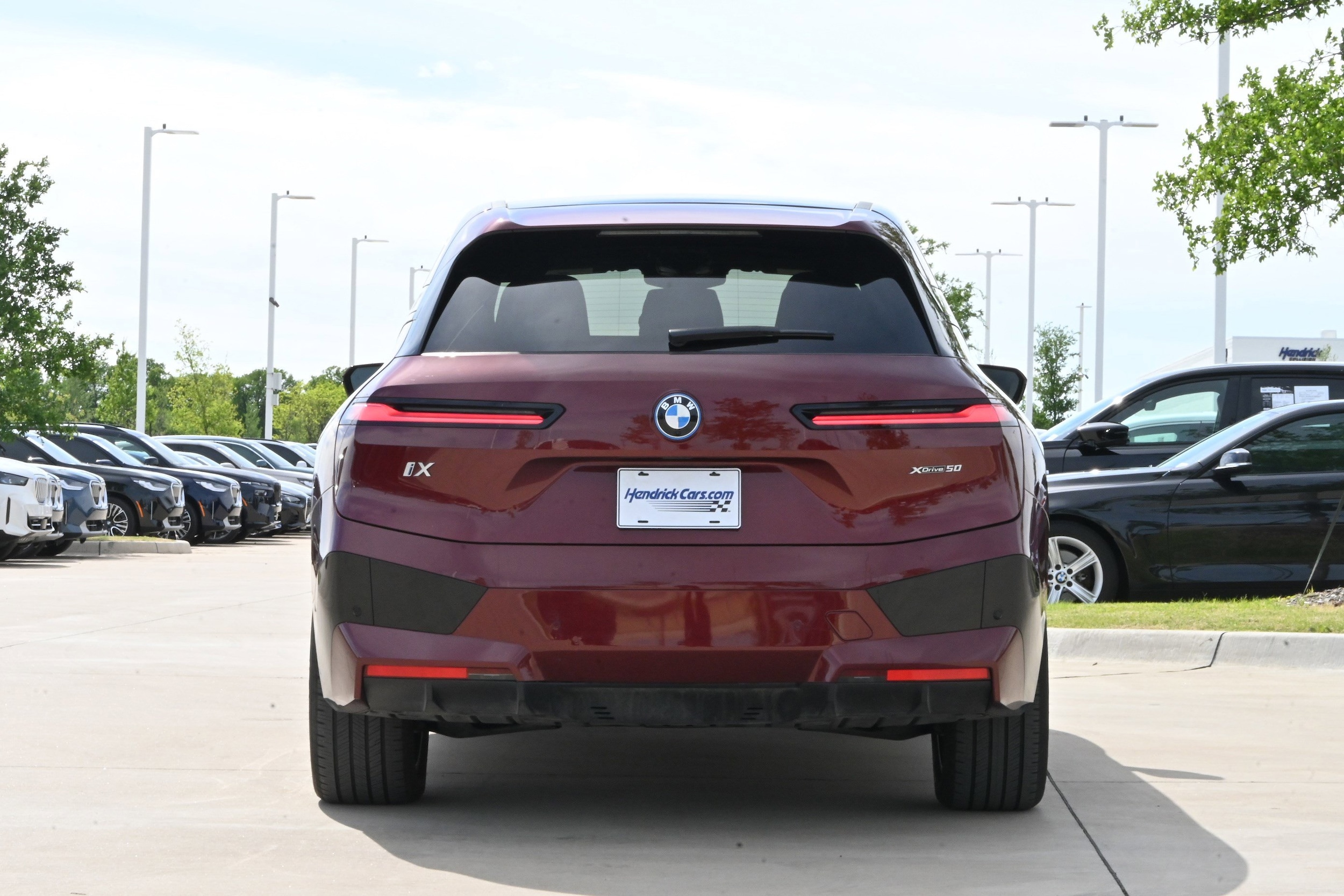 2024 BMW iX xDrive50 photo 3