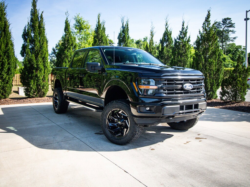Used 2025 Ford F-150 XLT Pickup