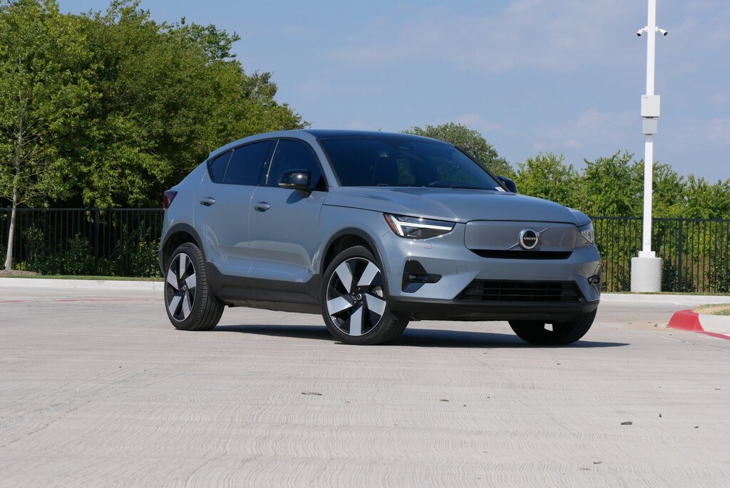 Used 2023 Volvo C40 Recharge Pure Electric Ultimate Twin eAWD SUV