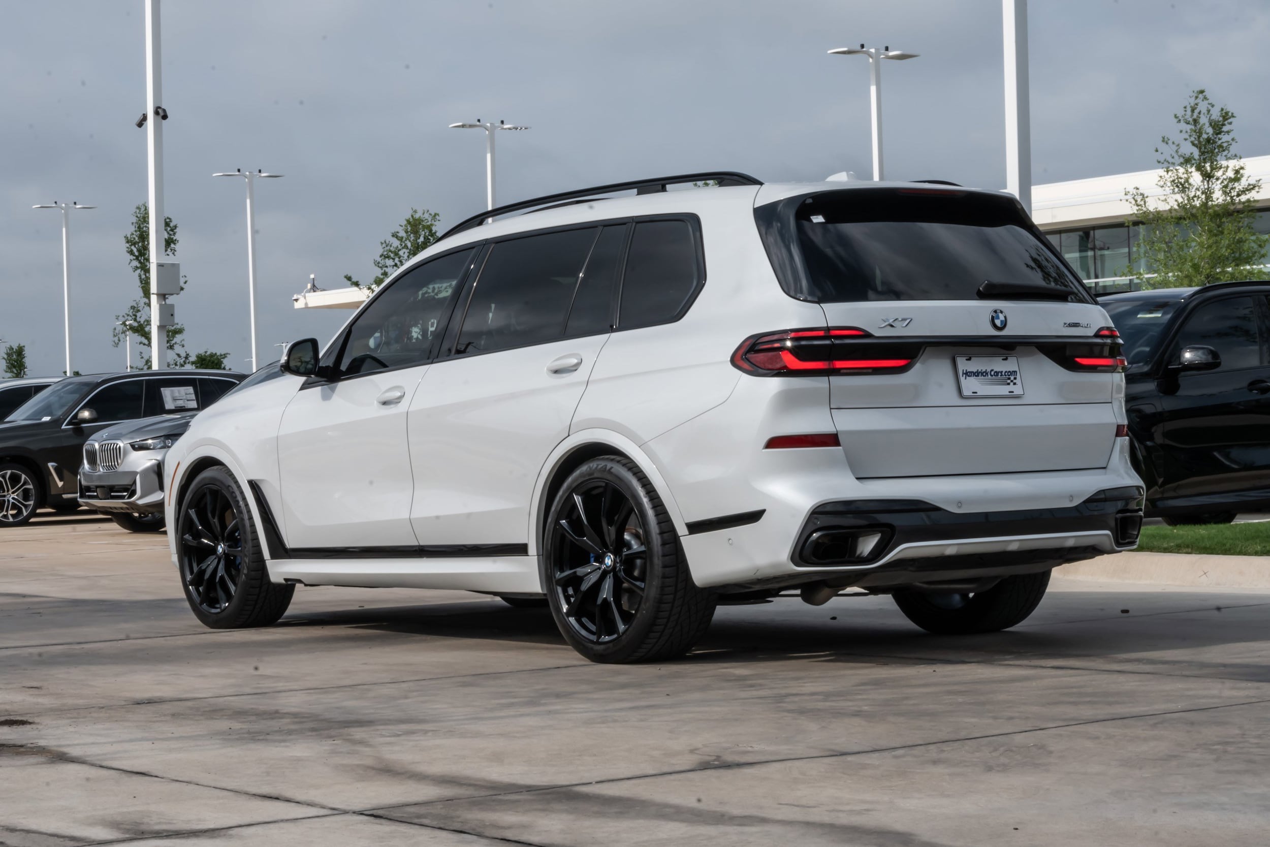 2025 BMW X7 xDrive40i photo 6