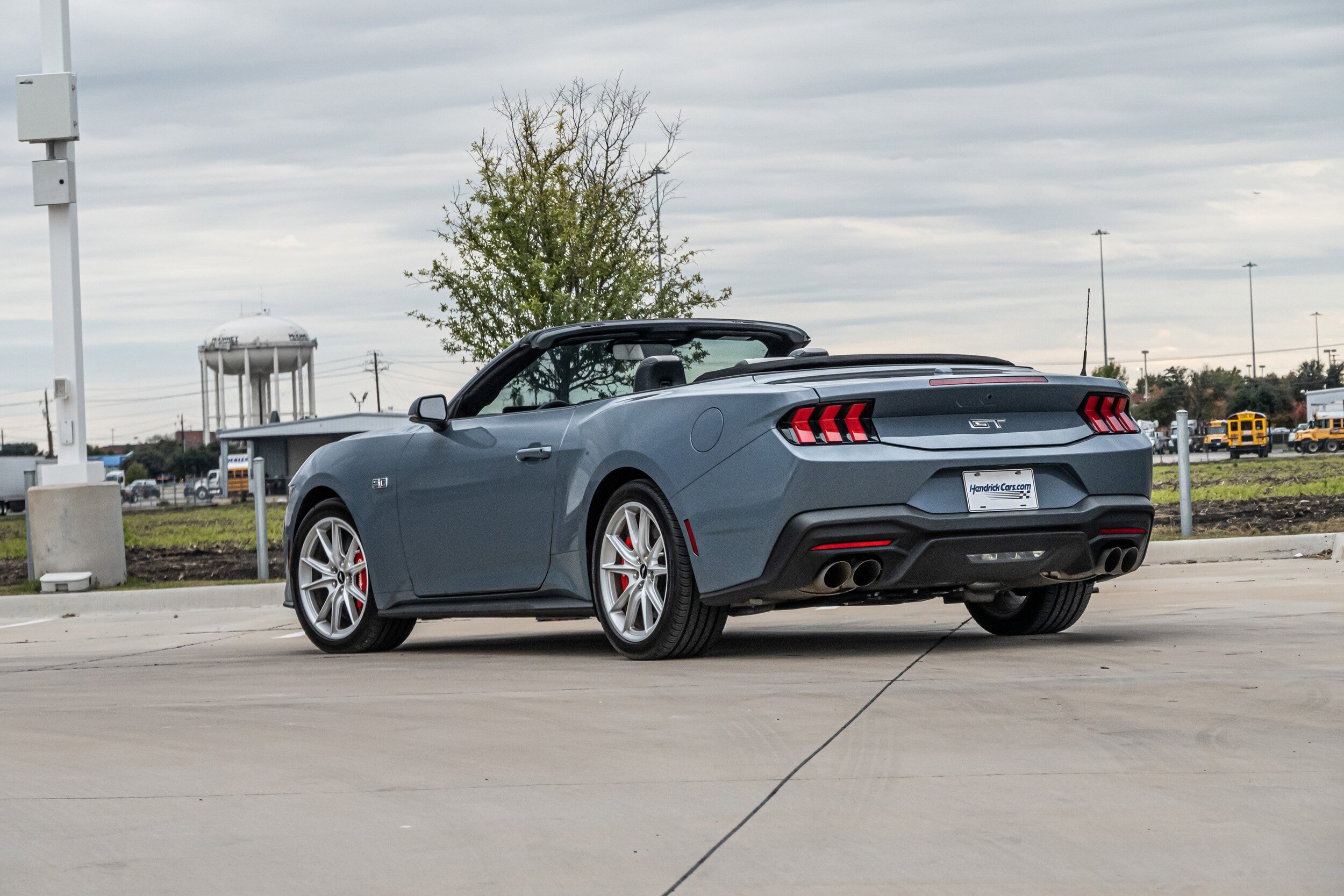 2024 Ford Mustang GT Premium Convertible photo 2