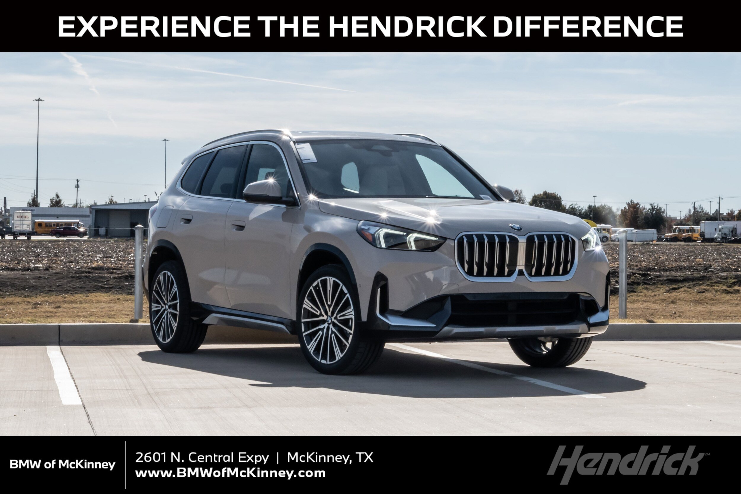 2026 BMW X1 28i's photo