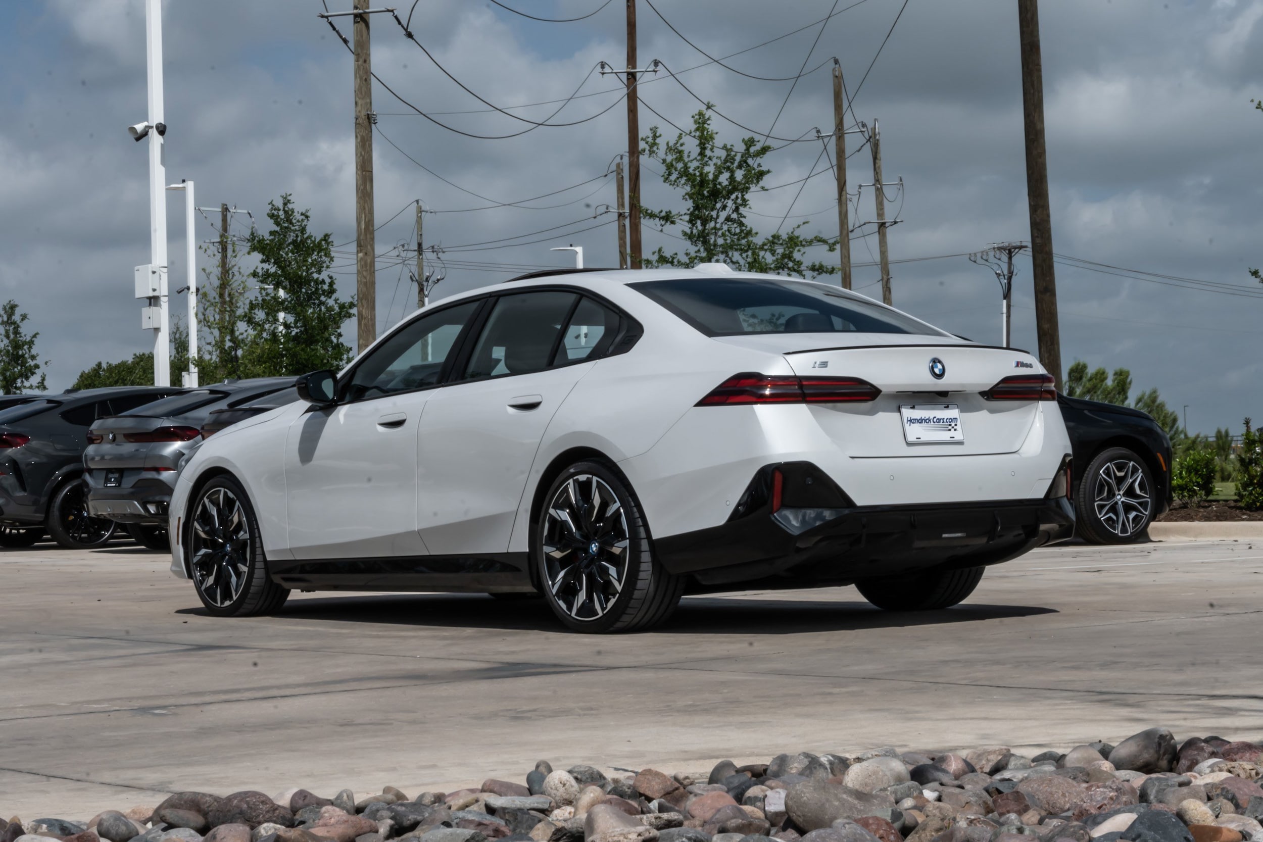 2024 BMW i5 M60 photo 6