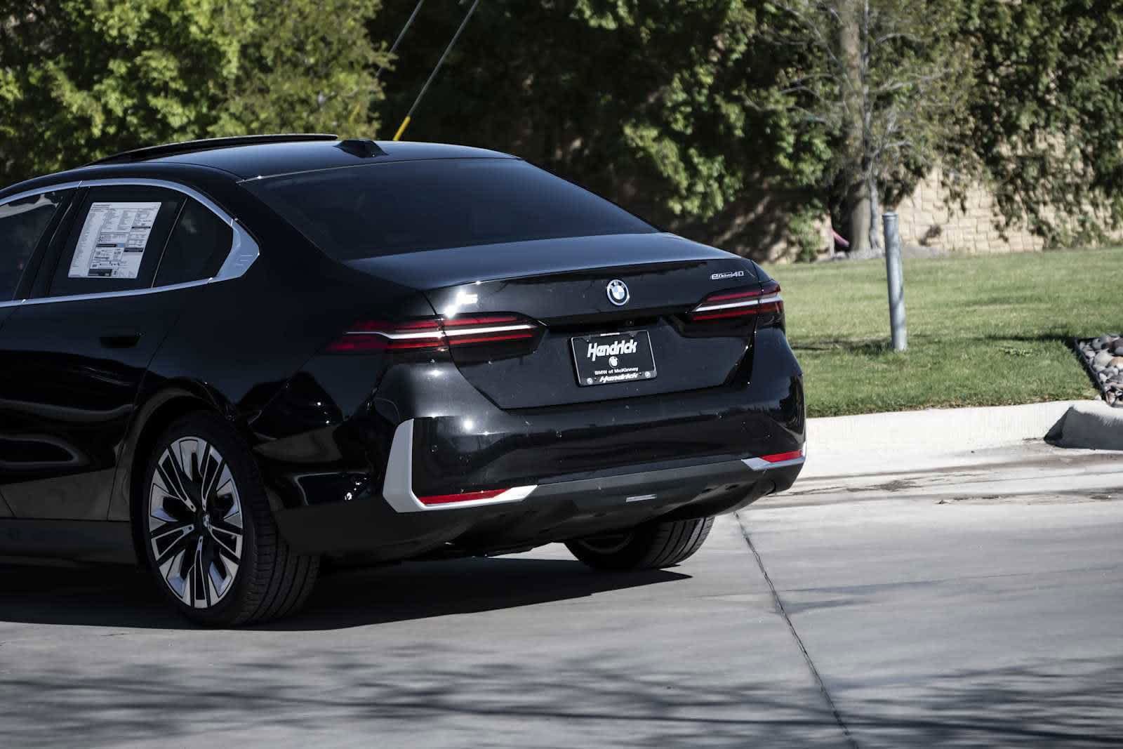 2026 BMW i5 eDrive40 photo 4