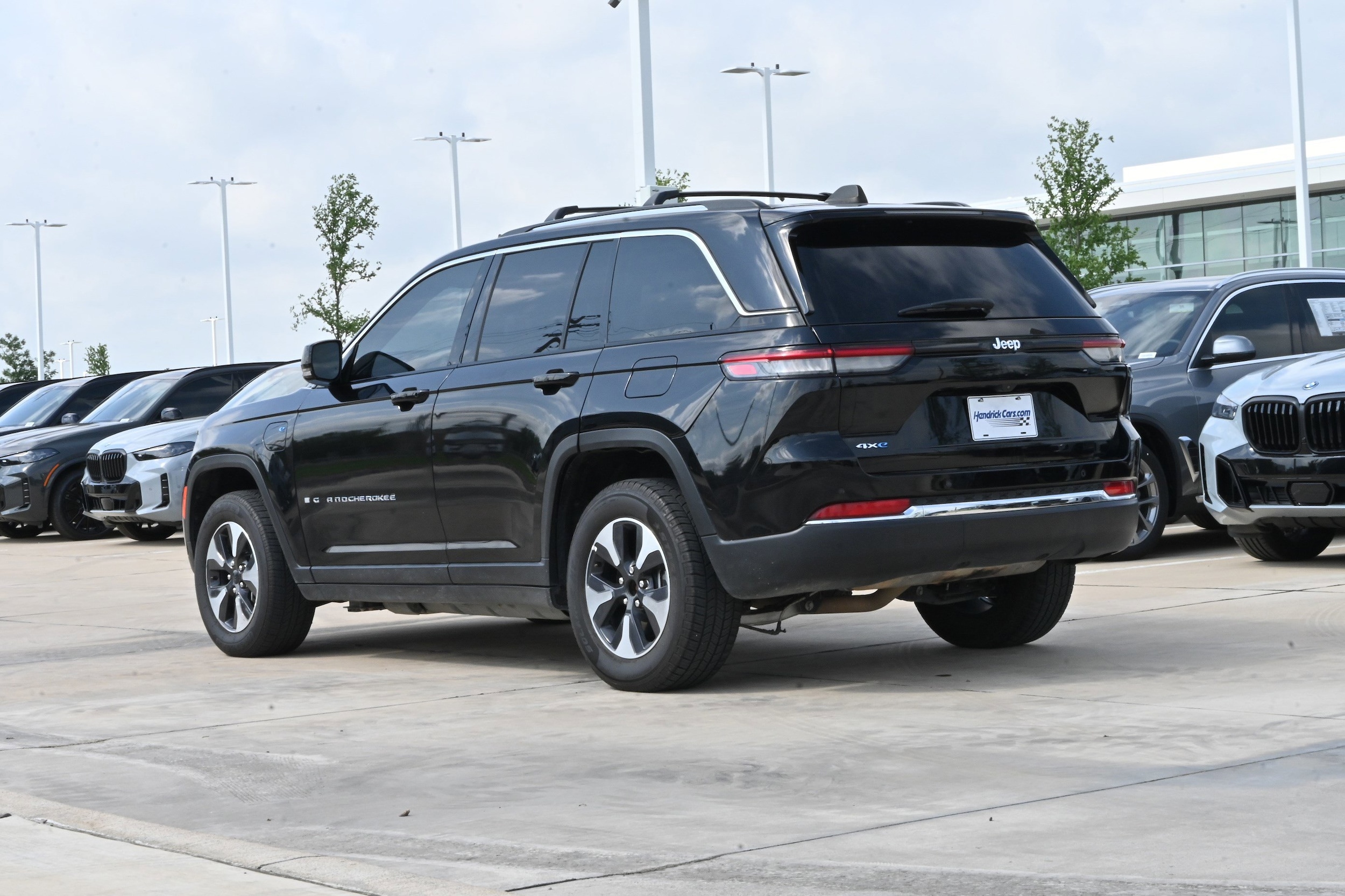 2023 Jeep Grand Cherokee 4xe 4x4 photo 6