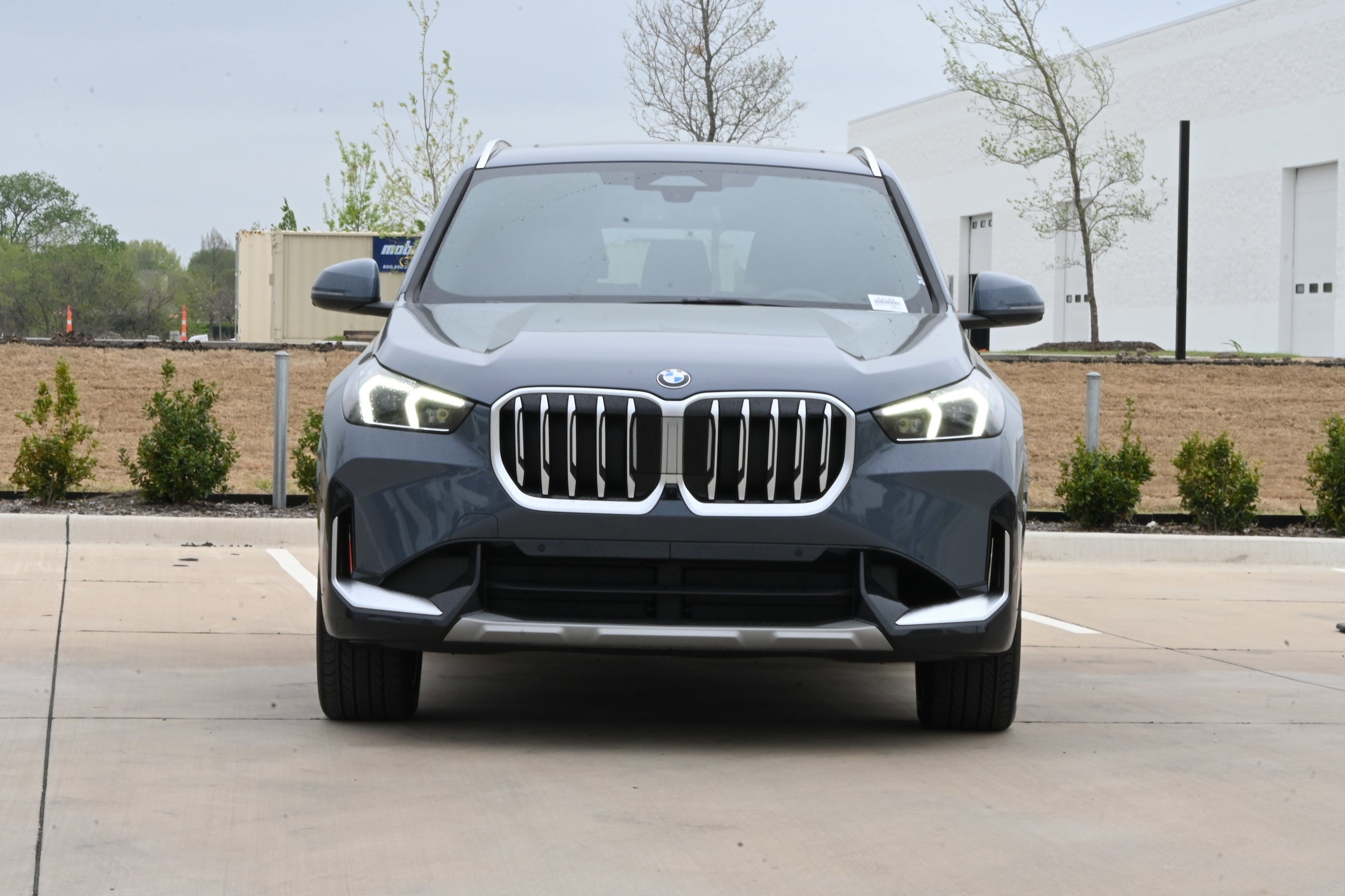2026 BMW X1 xDrive28i photo 2