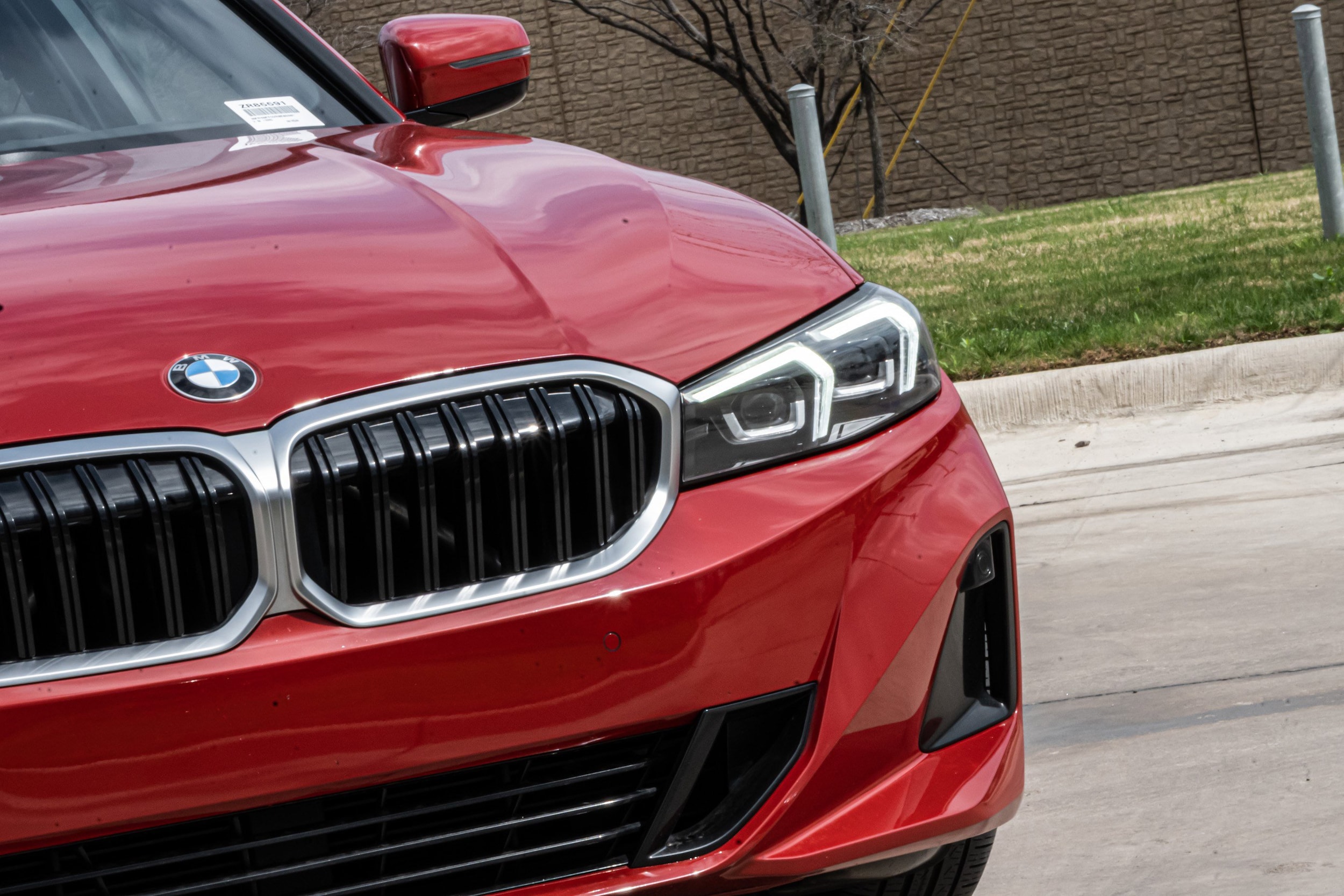 2024 BMW 3 Series 330i photo 6