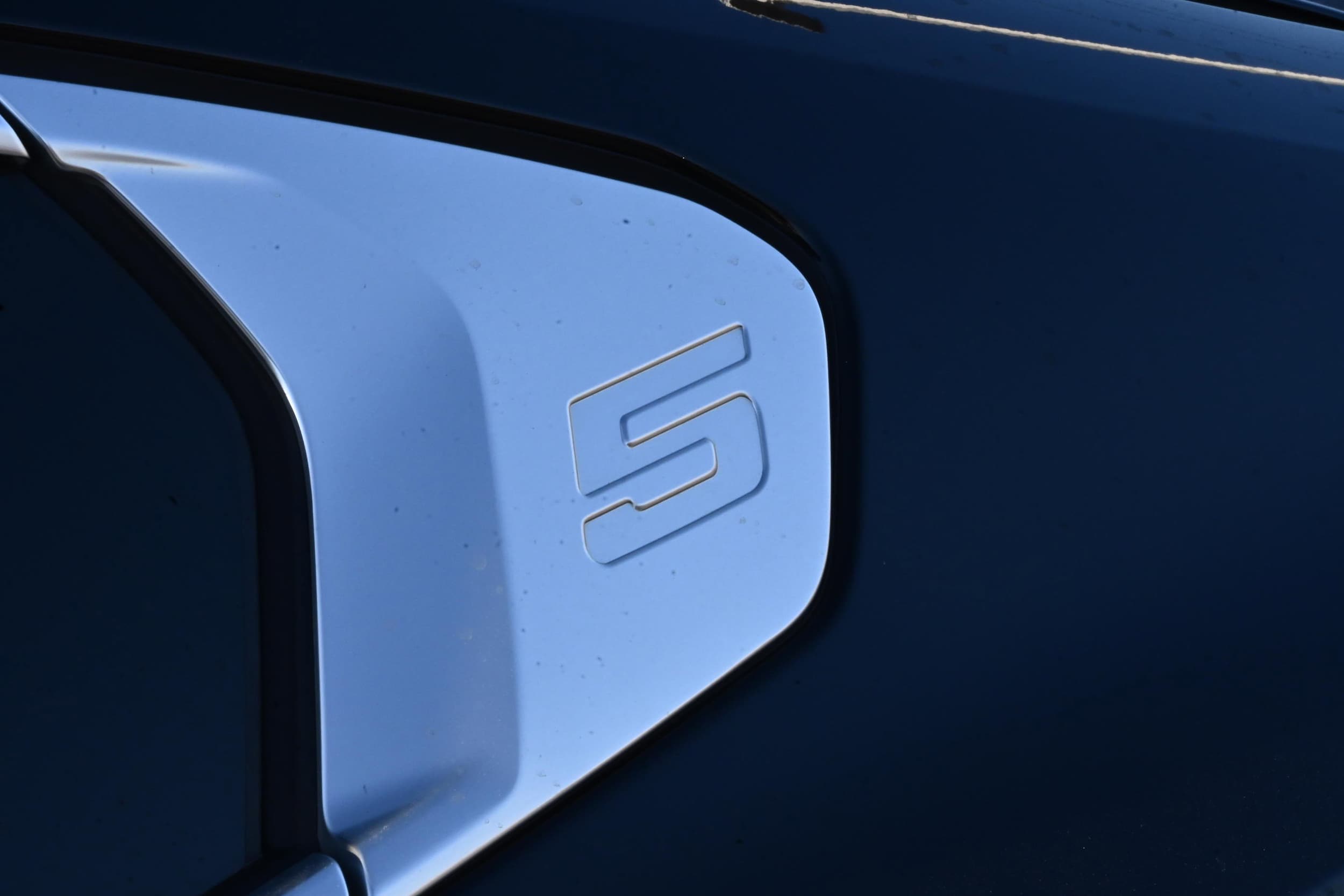 2024 BMW 5 Series 530i photo 6