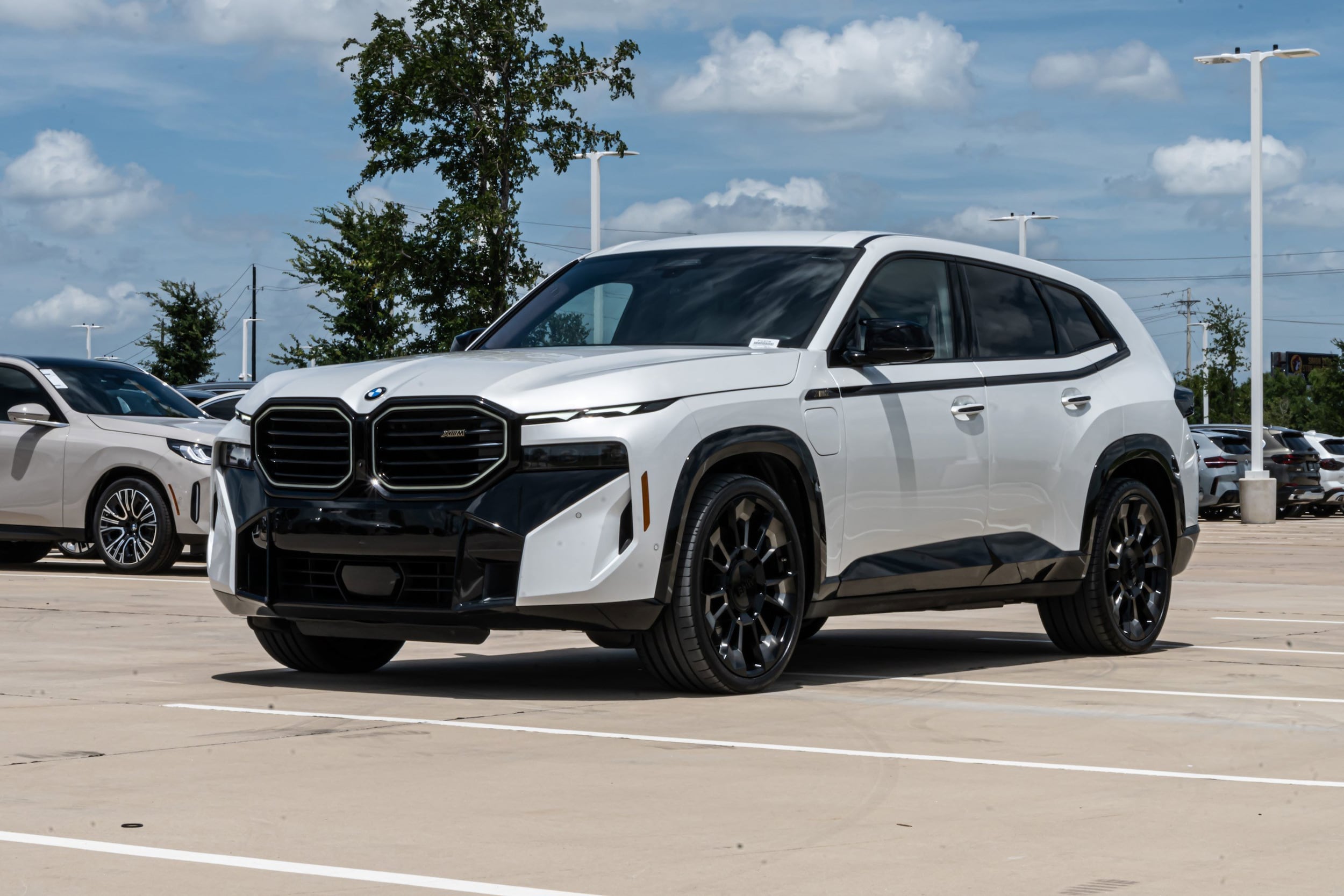 BMW XM