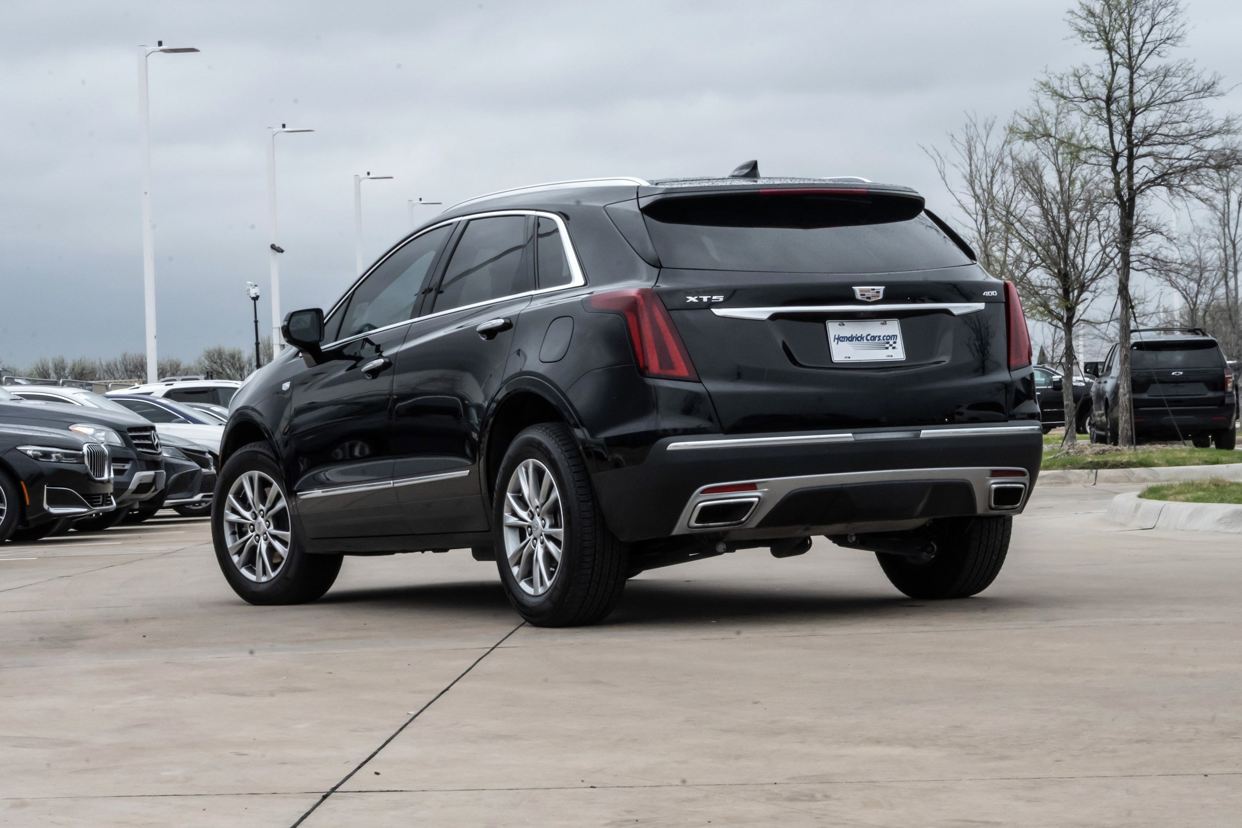 2022 CADILLAC XT5 Premium Luxury photo 2