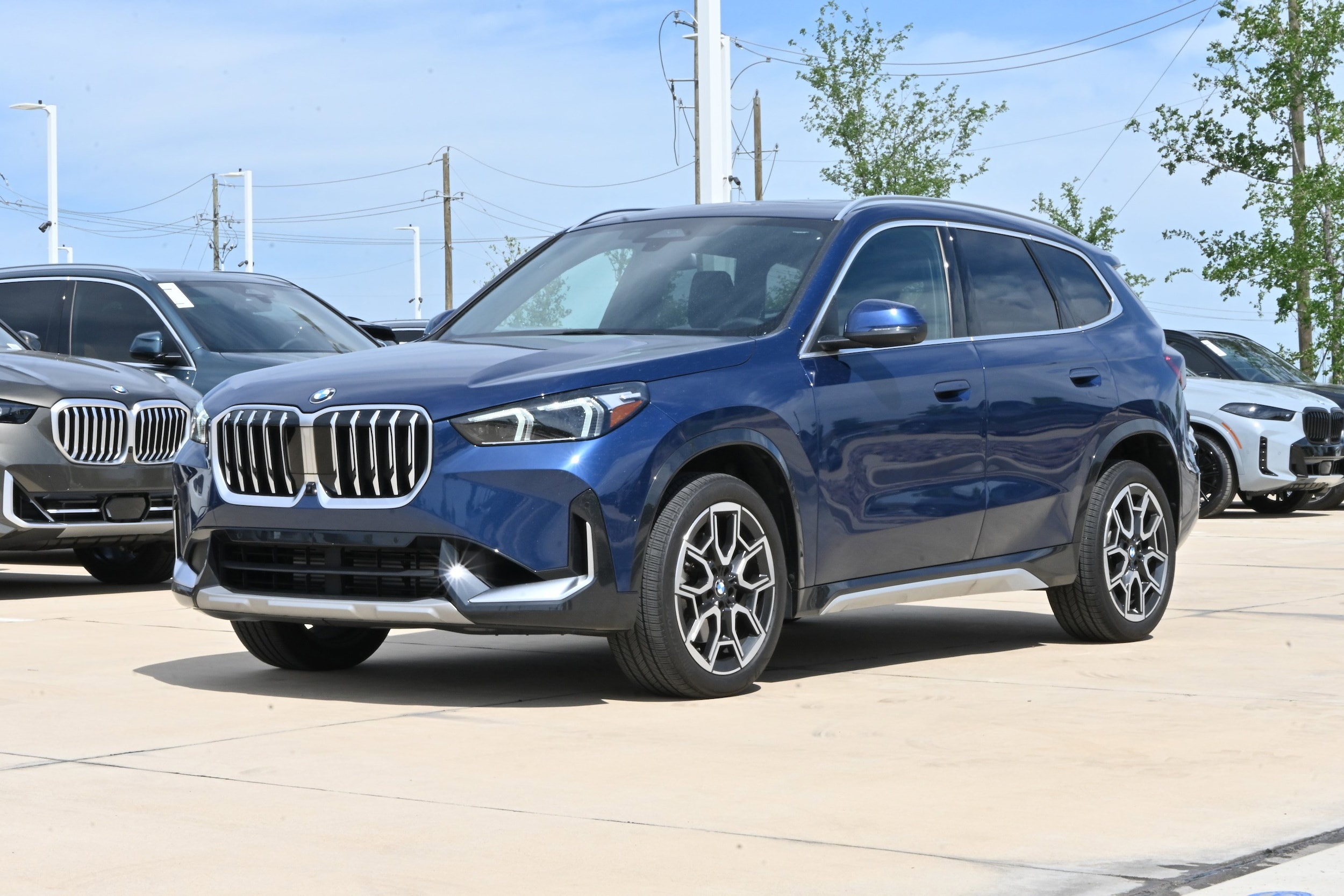 2025 BMW X1 xDrive28i photo 4