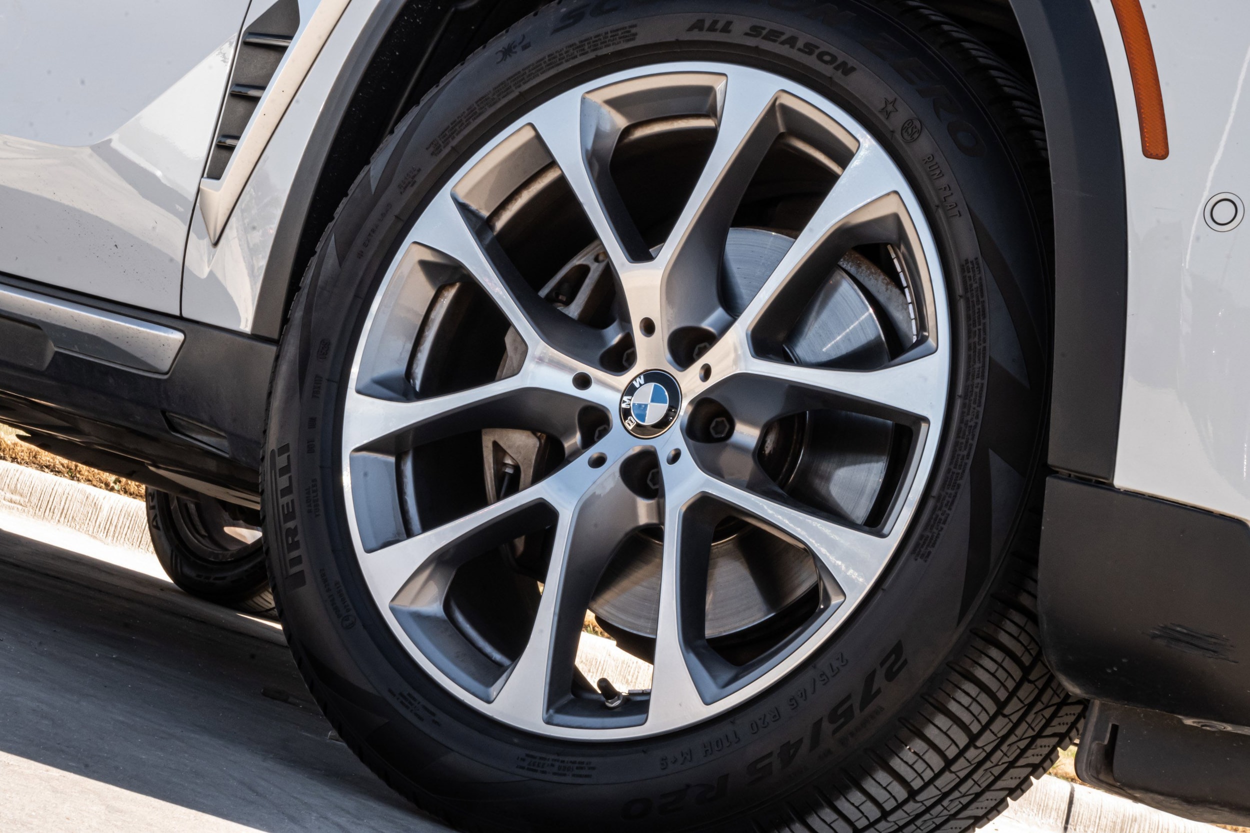 2024 BMW X5 sDrive40i photo 3