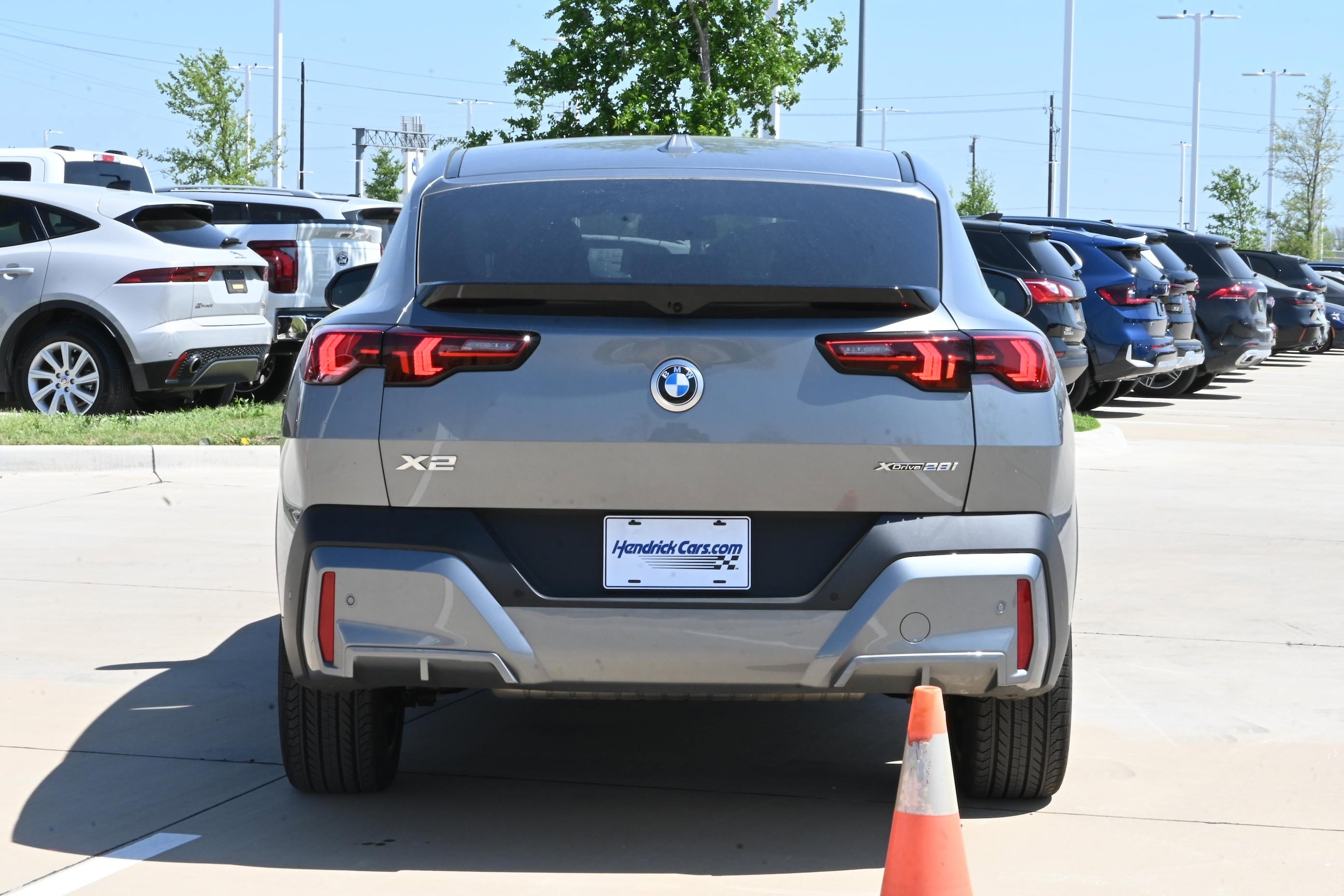 2025 BMW X2 xDrive28i photo 6