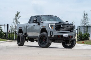 2024 GMC Sierra 2500HD AT4 4WD Crew Cab Pickup