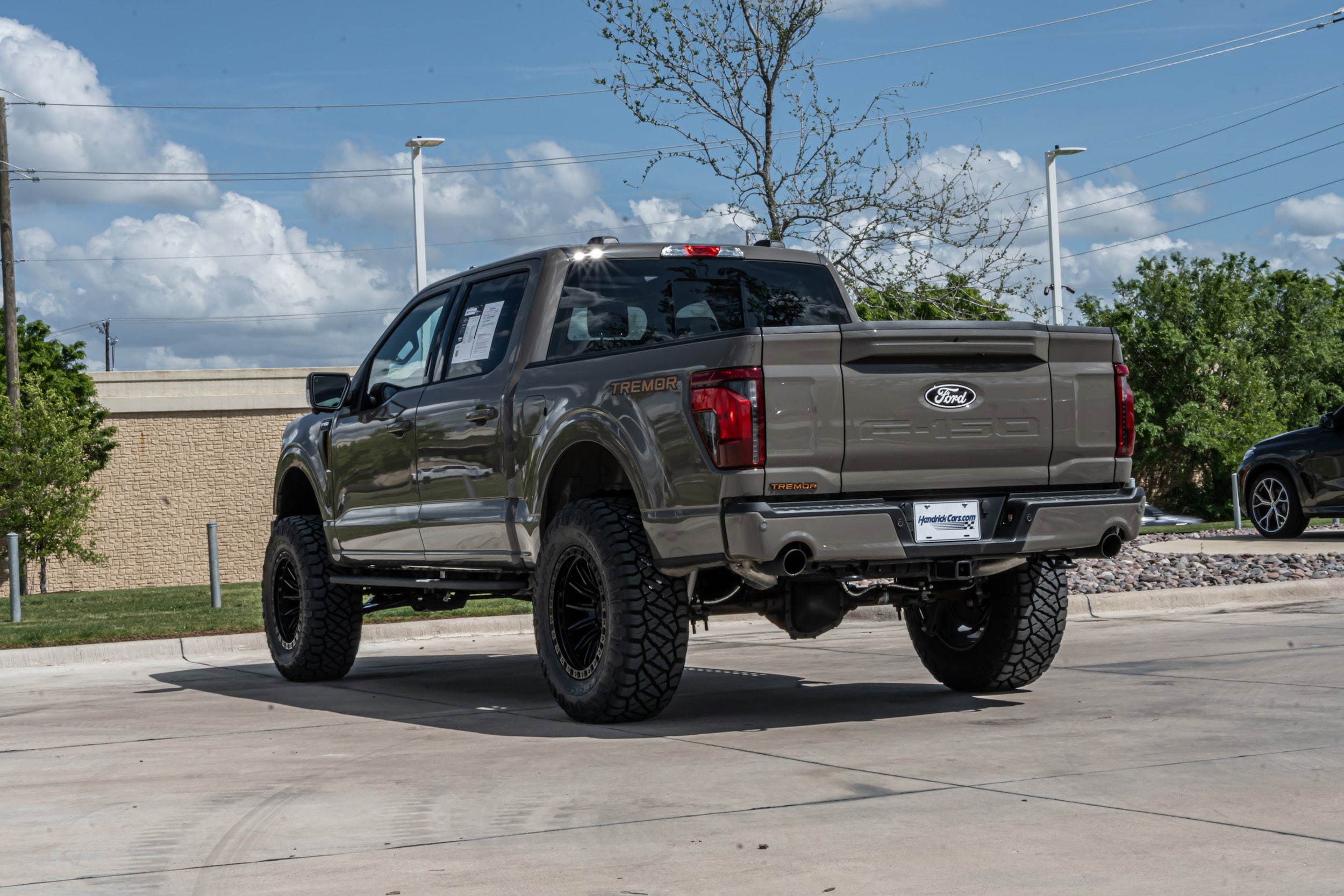 2026 Ford F-150 Tremor 4WD SuperCrew photo 5