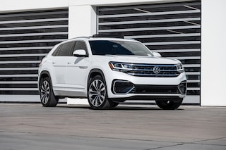 2022 Volkswagen Atlas Cross Sport 3.6L V6 SEL Premium R-Line 4MOTION SUV