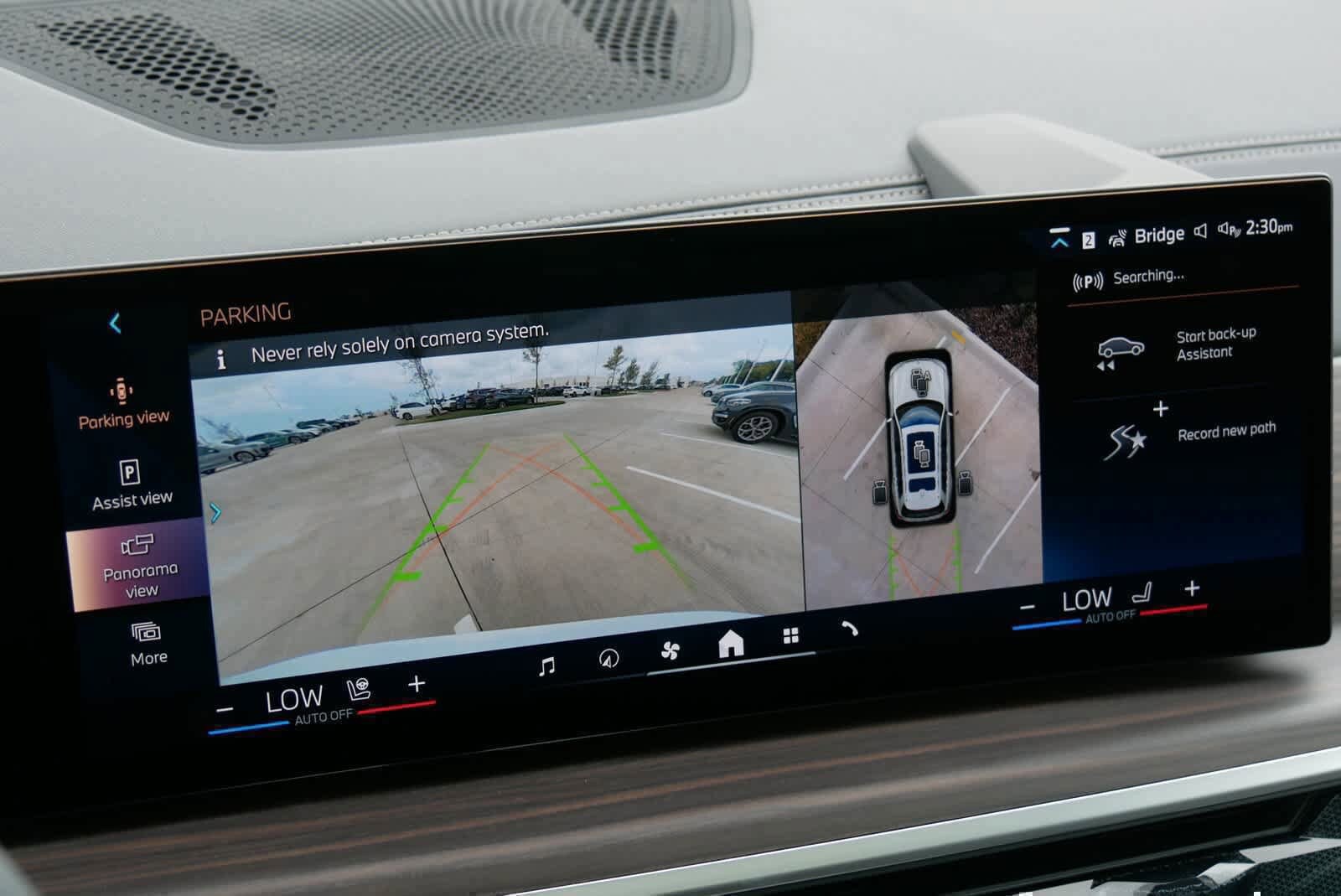 2025 BMW X7 xDrive40i photo 6