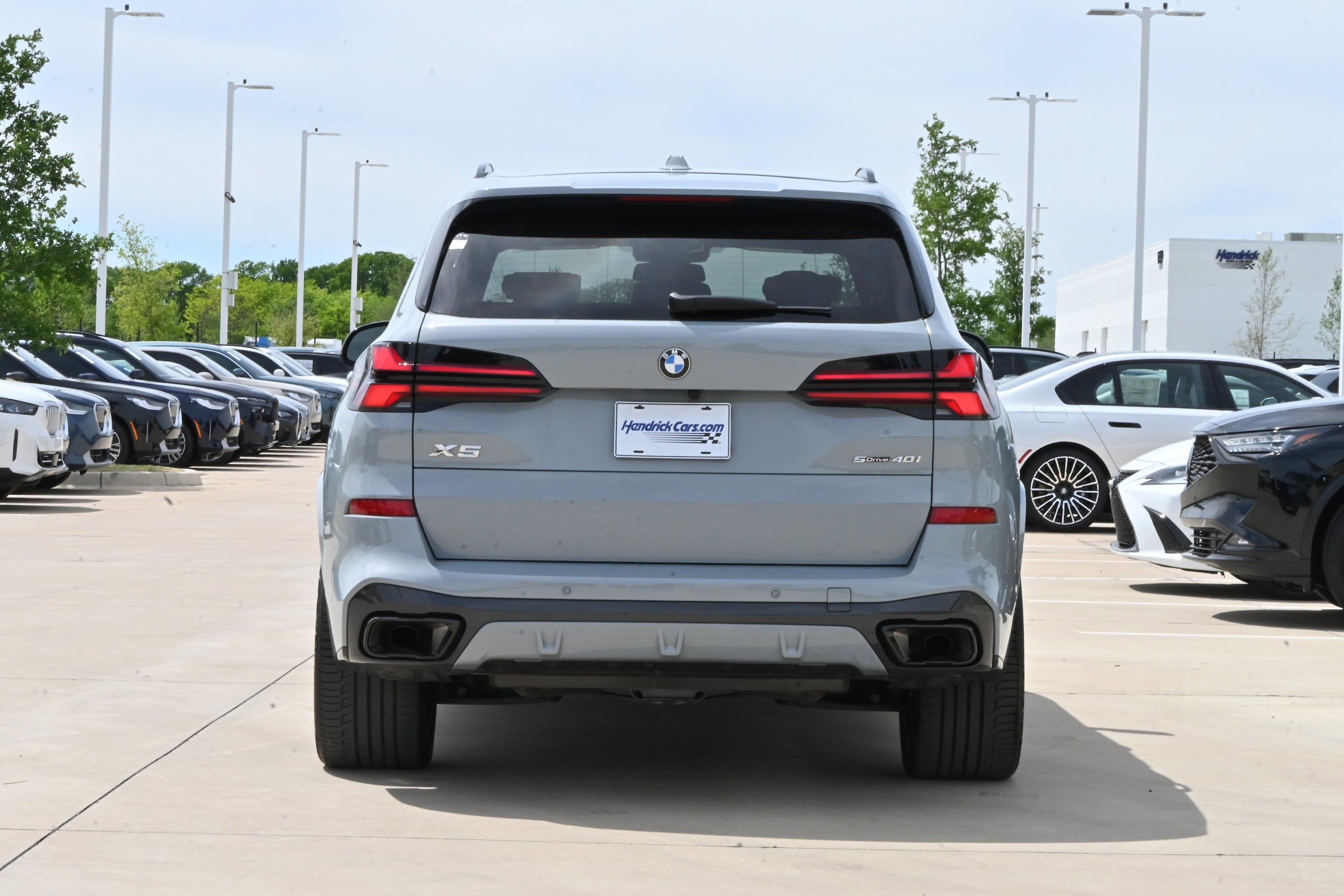 2024 BMW X5 sDrive40i photo 3
