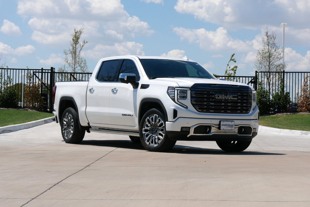 Used 2023 GMC Sierra 1500 Denali Ultimate 4WD Crew Cab Pickup