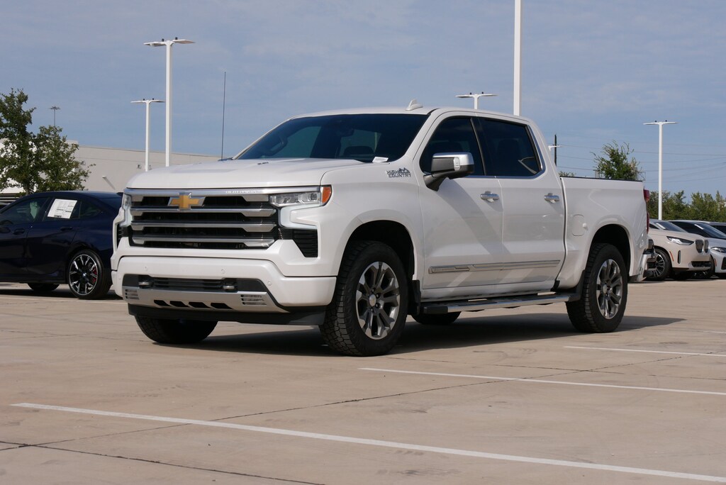 Used 2024 Chevrolet Silverado 1500 High Country 4WD Crew Cab Pickup