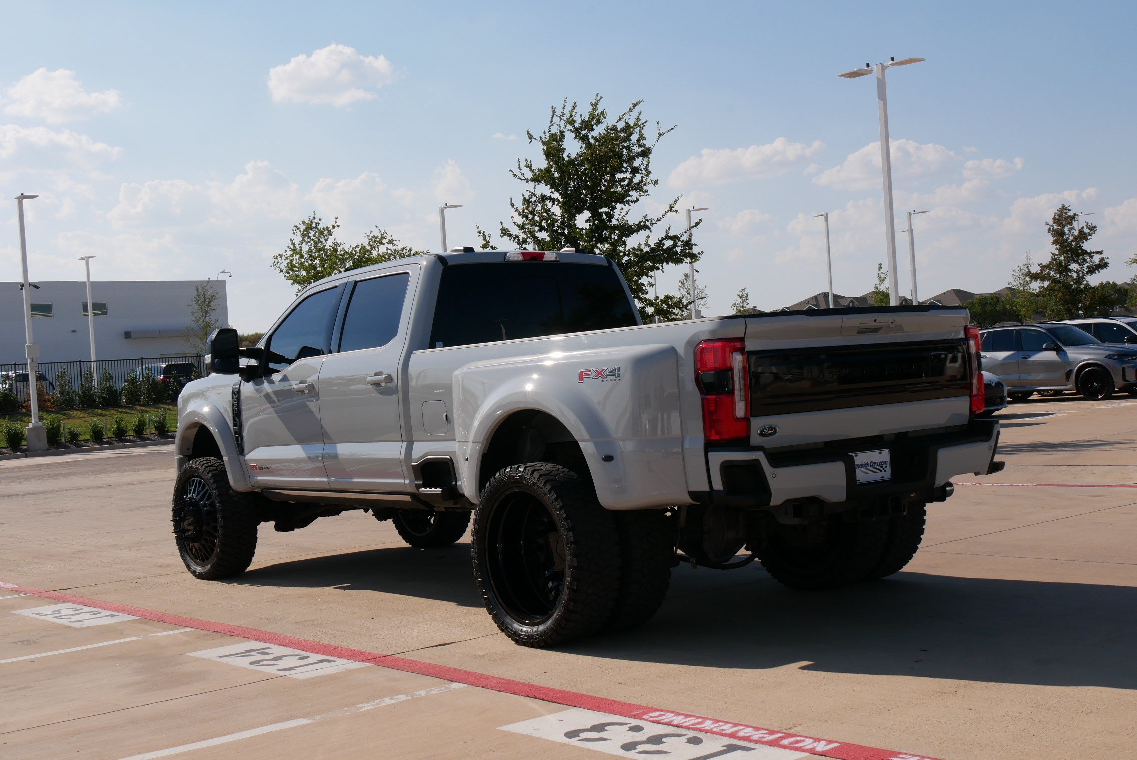 2025 Ford Super Duty F-450 DRW Platinum 4WD Crew Cab