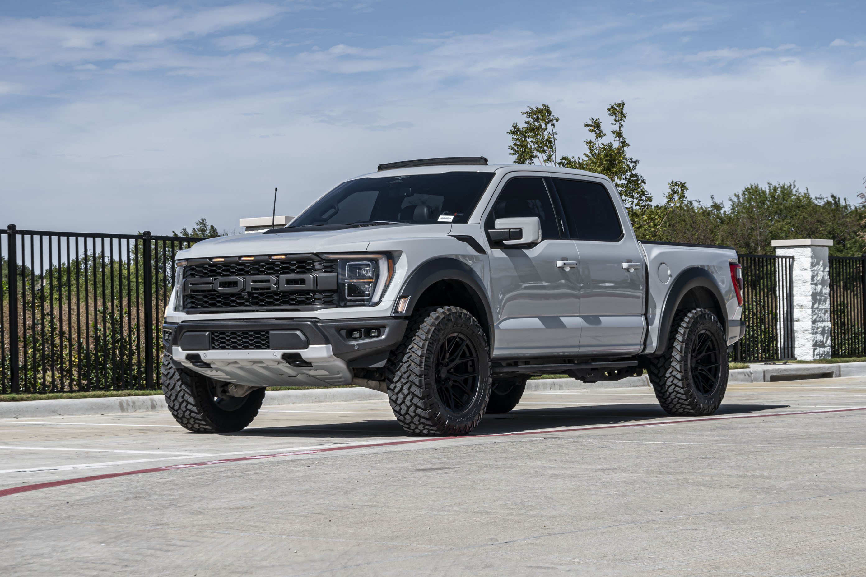 Used 2023 Ford F-150 Raptor Pickup