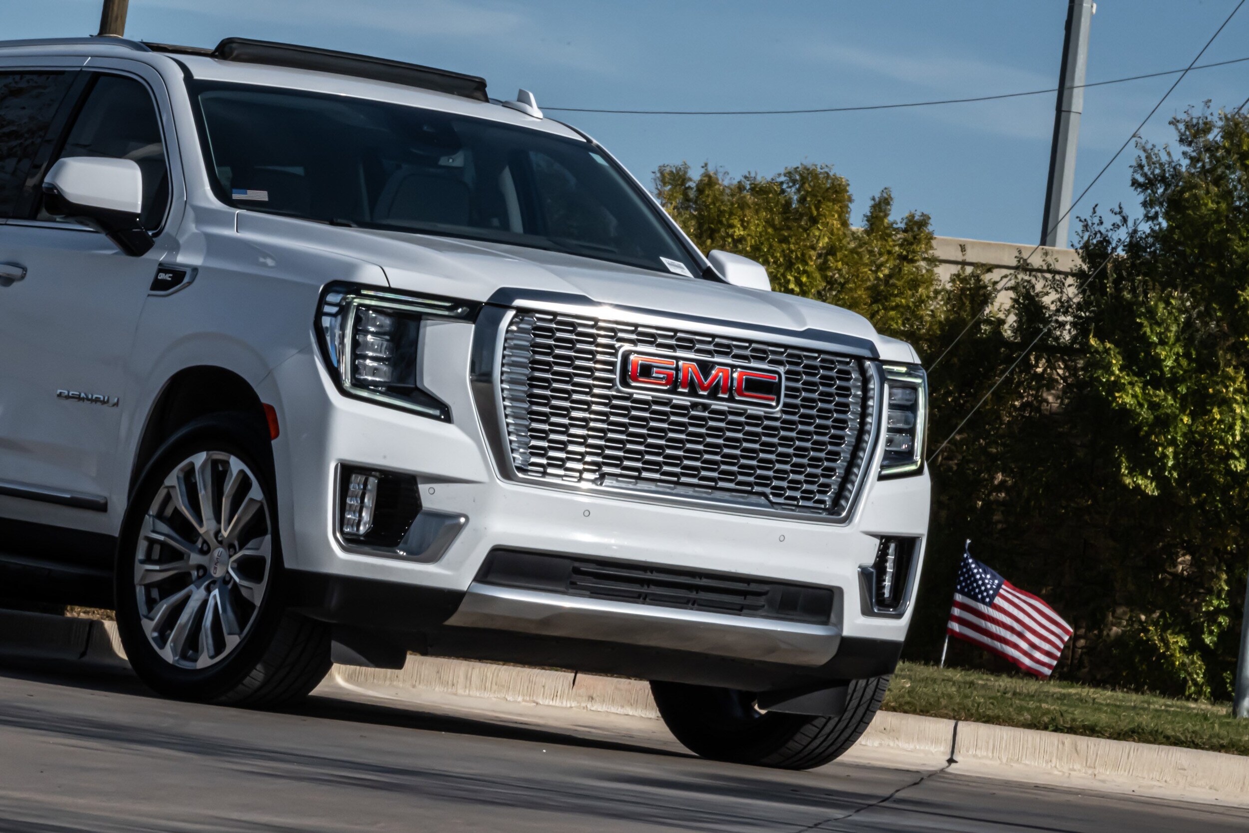 2023 Gmc Yukon XL Denali photo 3