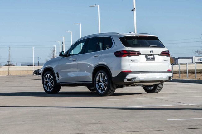 2026 BMW X5 sDrive40i SUV