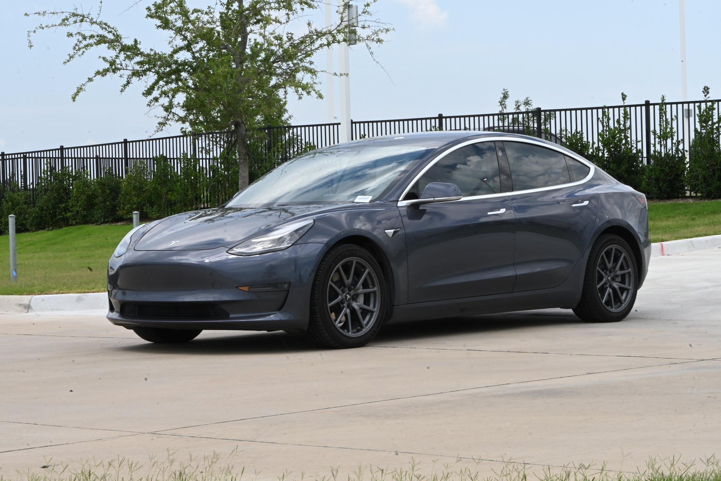 Tesla Model 3 Long Range