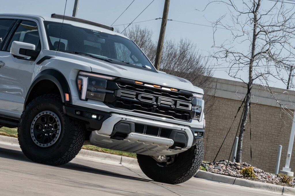 Used 2024 Ford F-150 Raptor 37 4WD SuperCrew Pickup