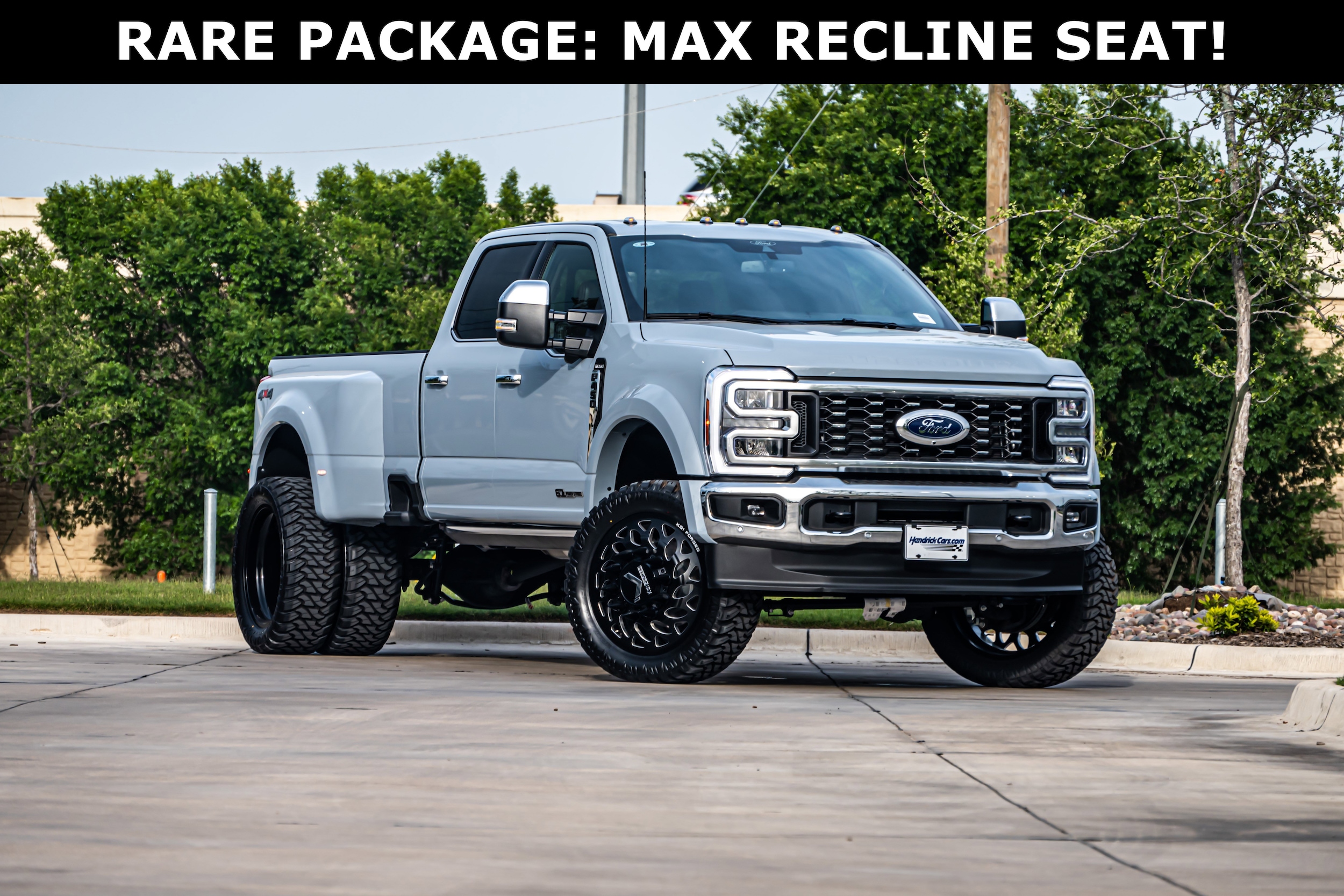 2025 Ford Super Duty F-450 DRW King Ranch 4WD Crew Cab