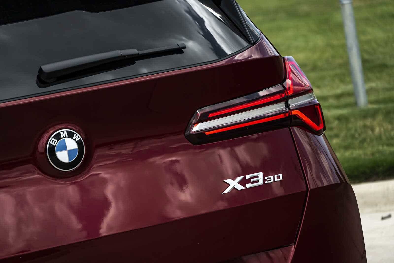 2025 BMW X3 30 xDrive photo 4