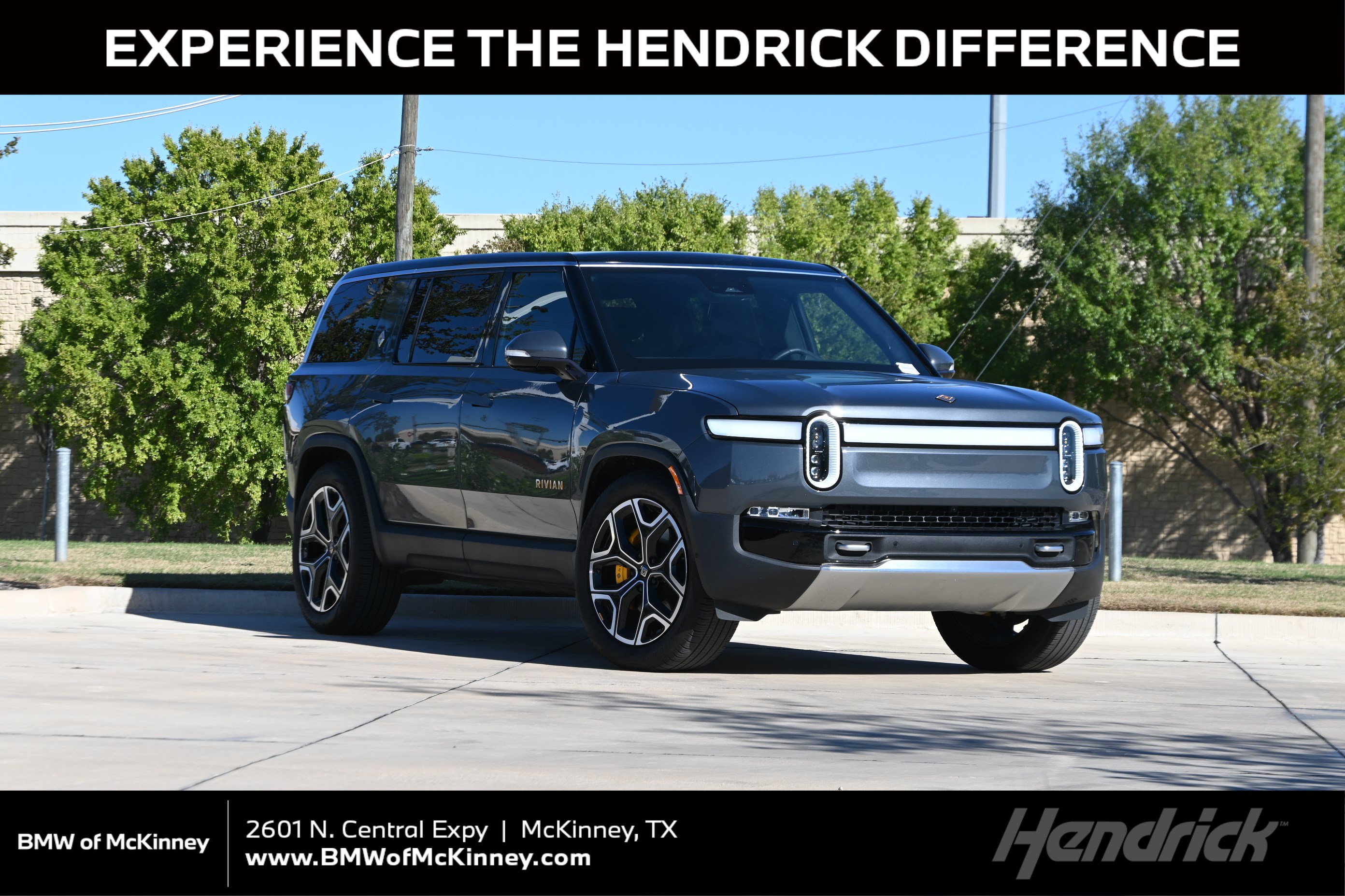 2024 Rivian R1S Adventure