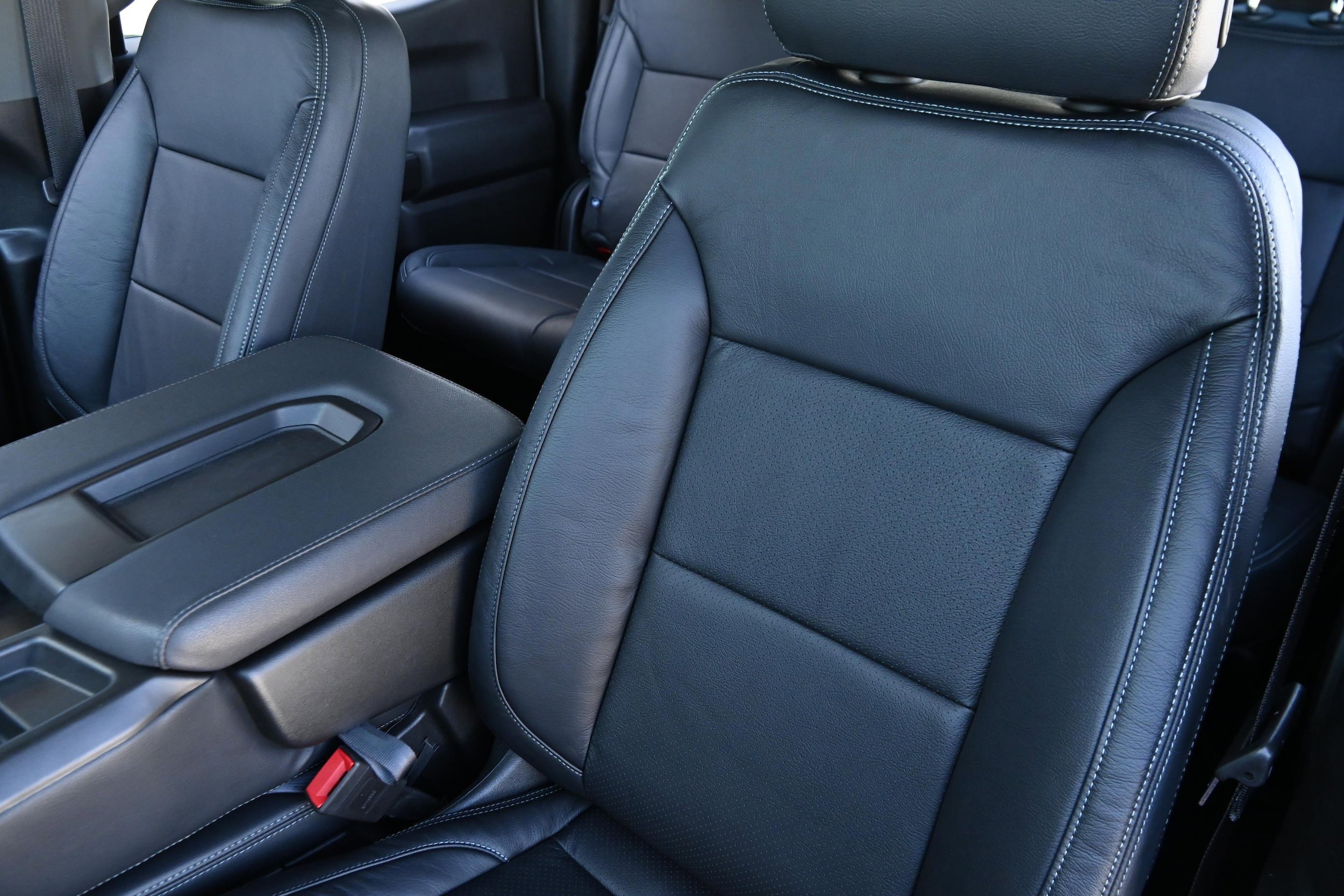 2023 GMC Sierra 1500 Pro 4WD Crew Cab photo 3