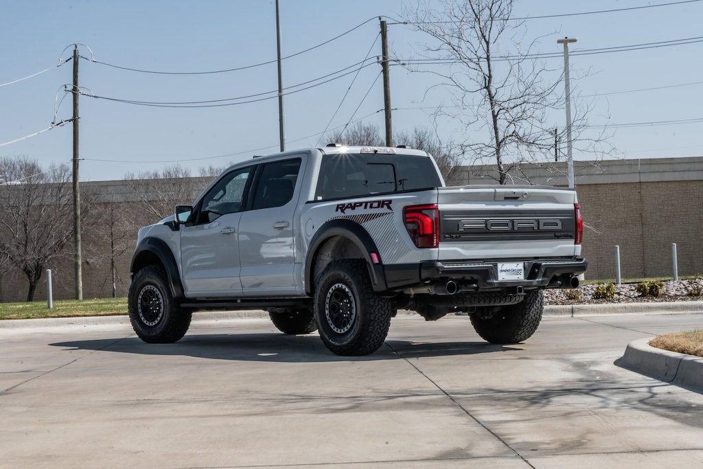 Used 2024 Ford F-150 Raptor 37 4WD SuperCrew Pickup
