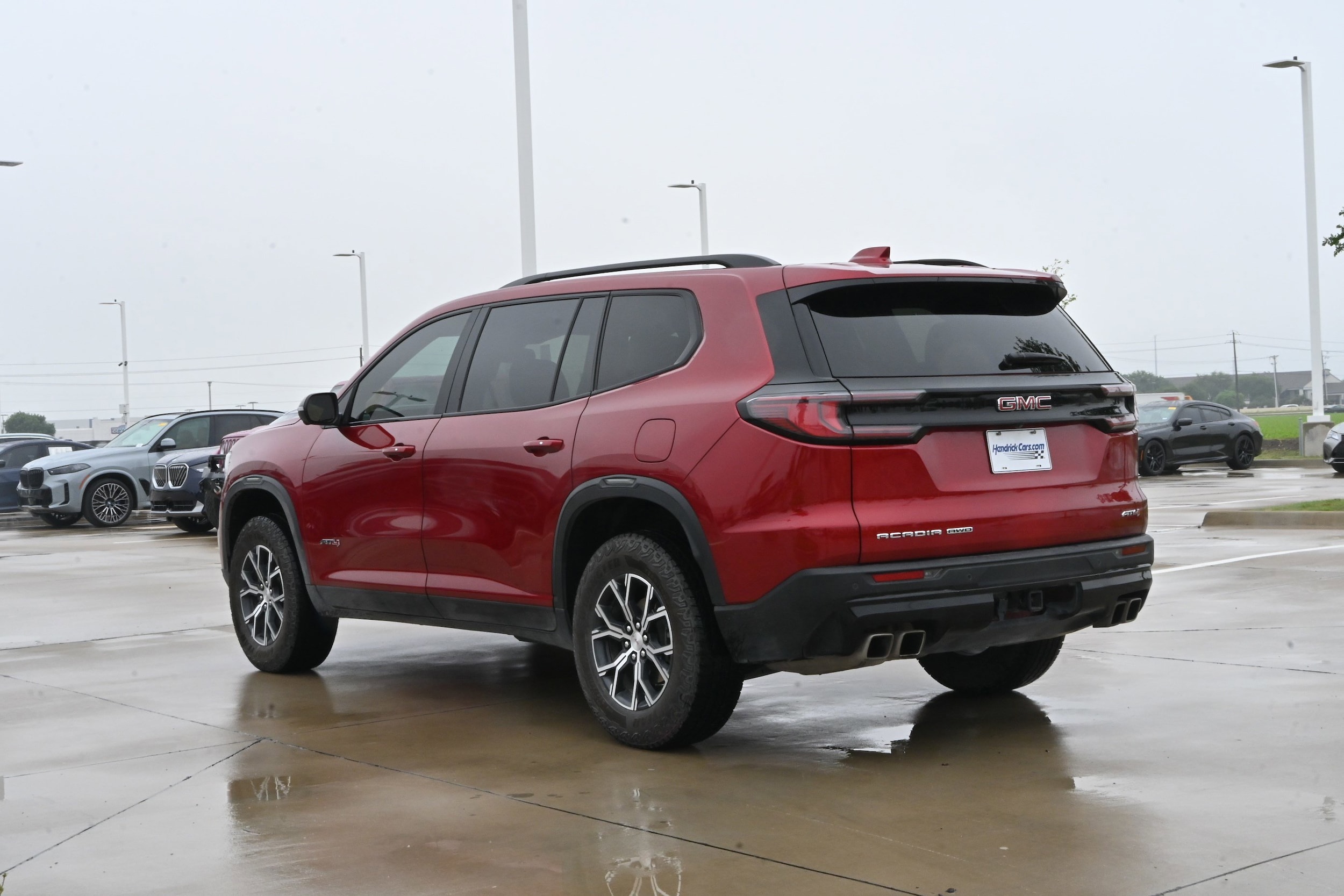 2024 GMC Acadia AWD AT4 photo 5