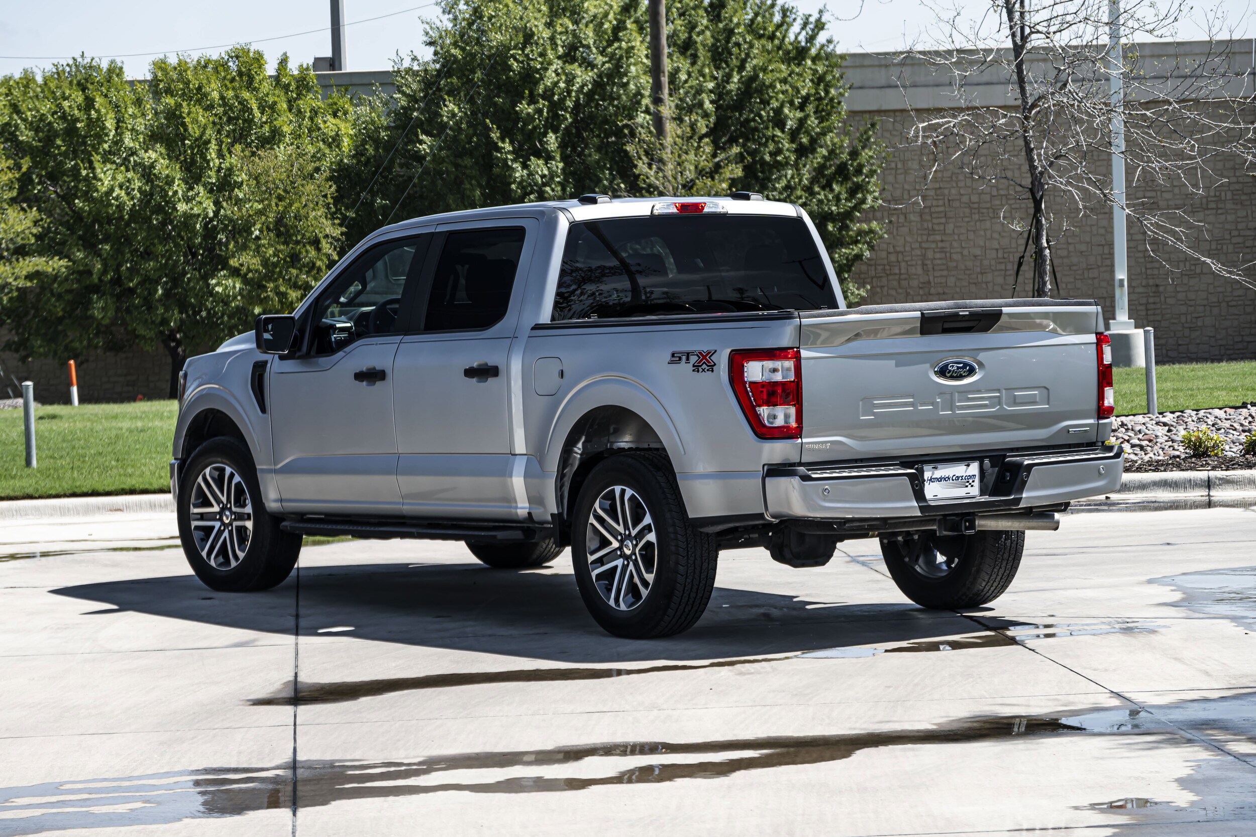 2023 Ford F-150 XL photo 2