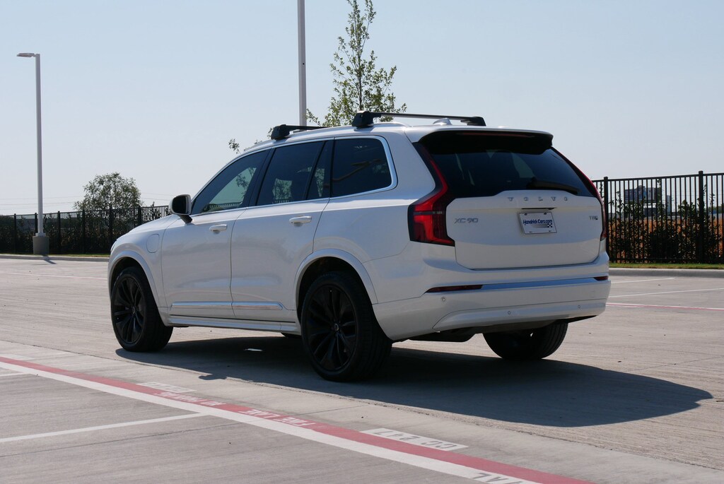 Used 2025 Volvo XC90 Plug-In Hybrid T8 AWD Core 7-Seater SUV