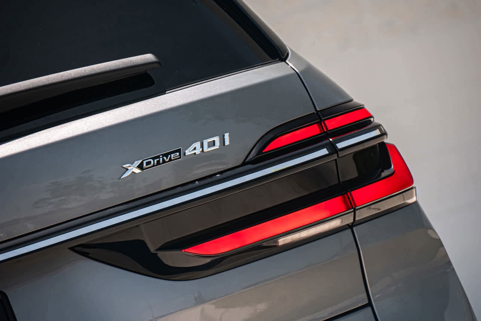 2025 BMW X7 xDrive40i photo 3